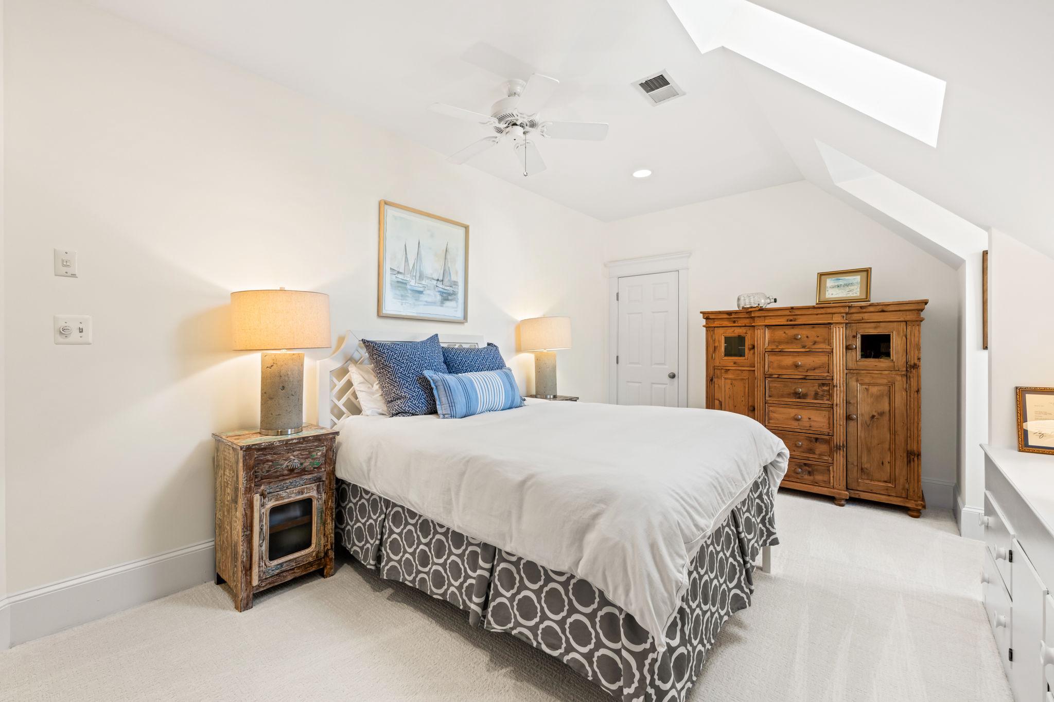 ALEXANDRIA - Residential