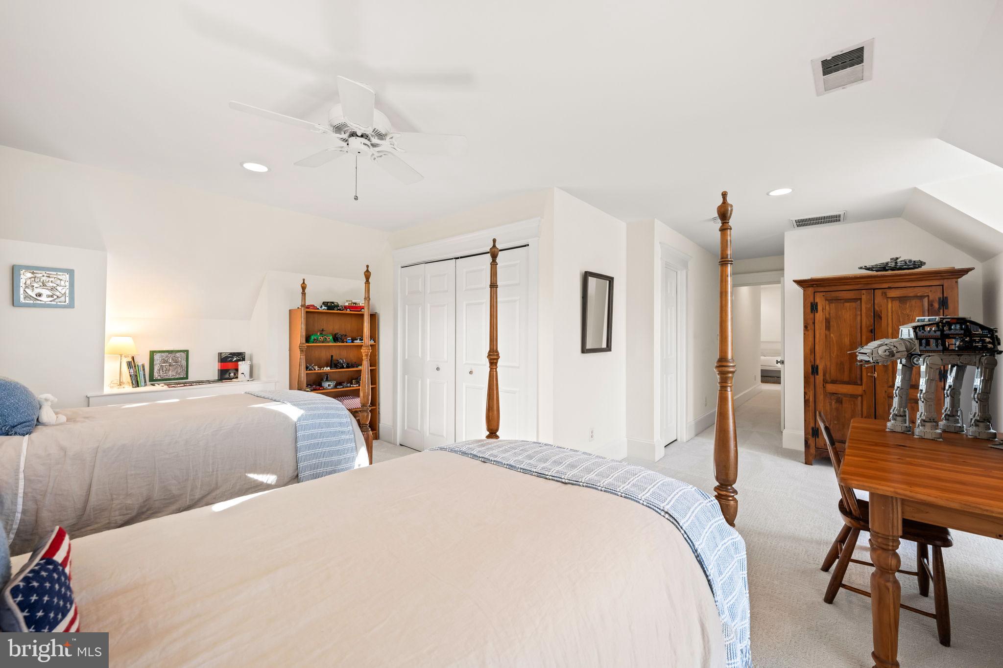 ALEXANDRIA - Residential