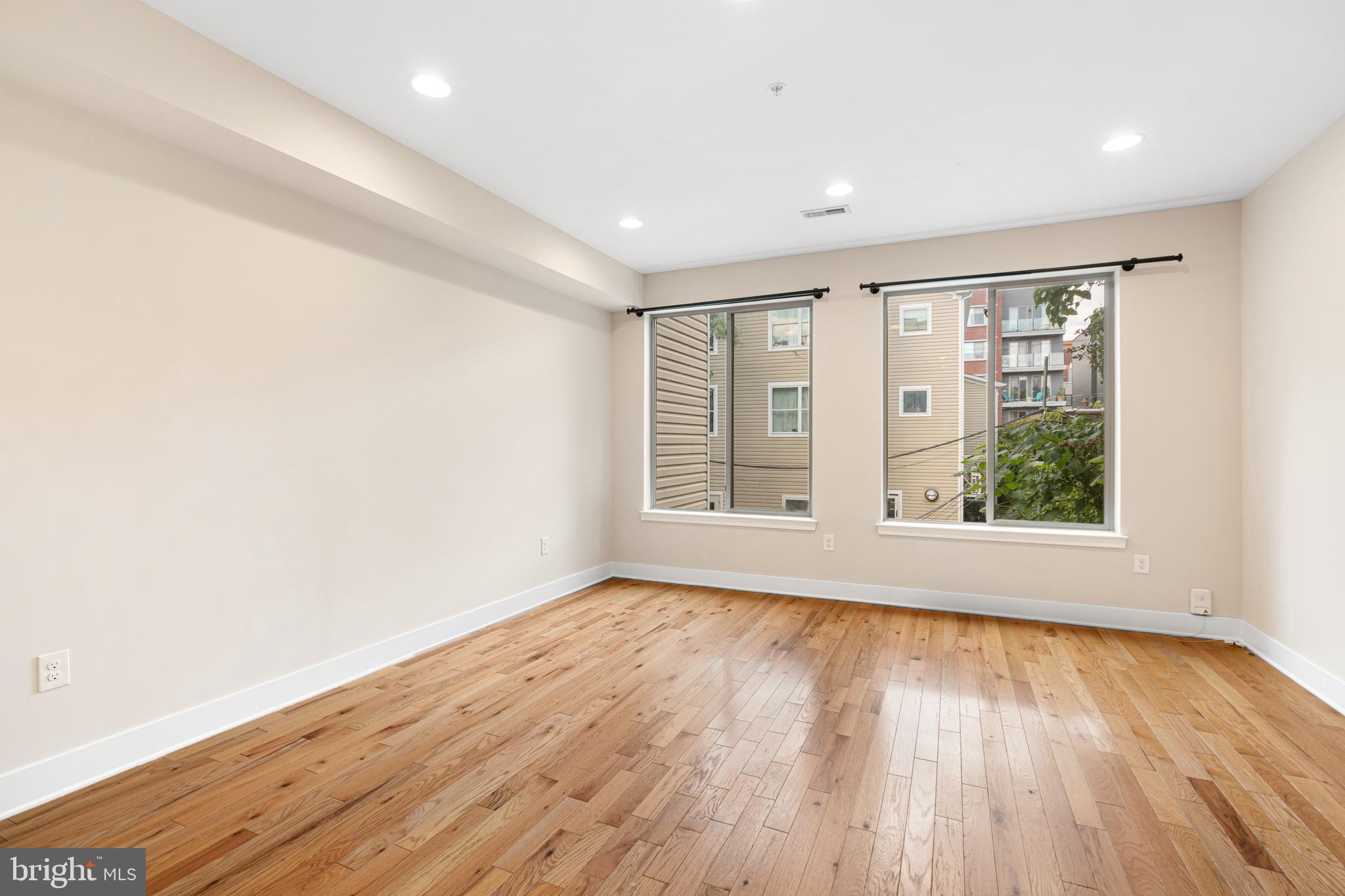 FRANCISVILLE - Residential