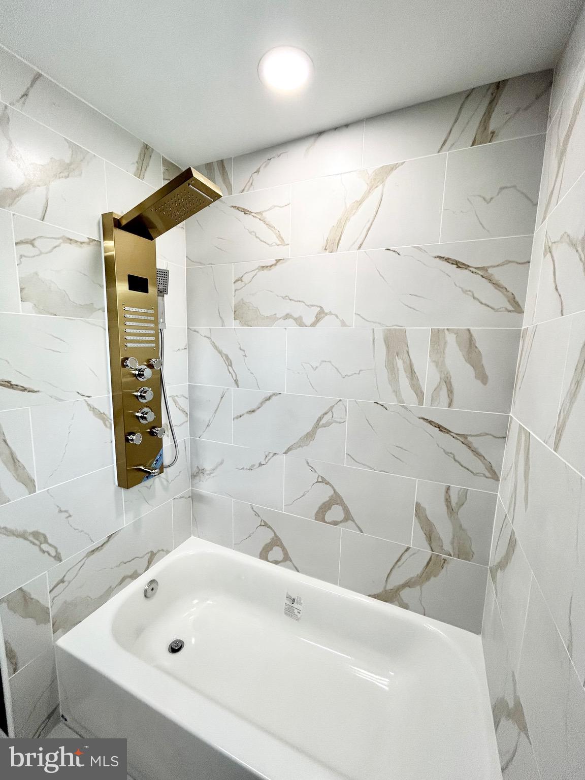 CEDONIA - Residential