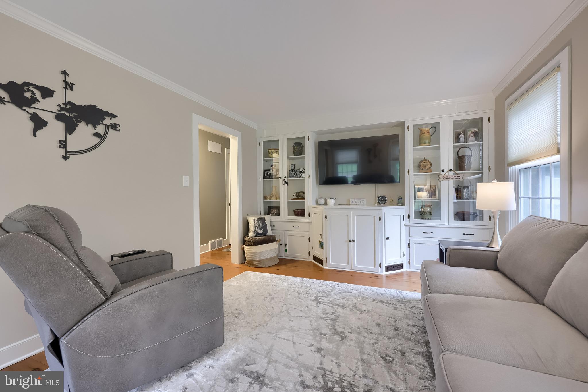 2737 LONG FARM LANE