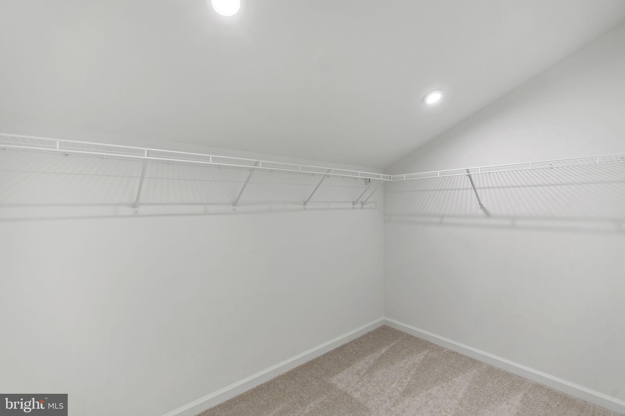 SOUTH BROOK - Residential