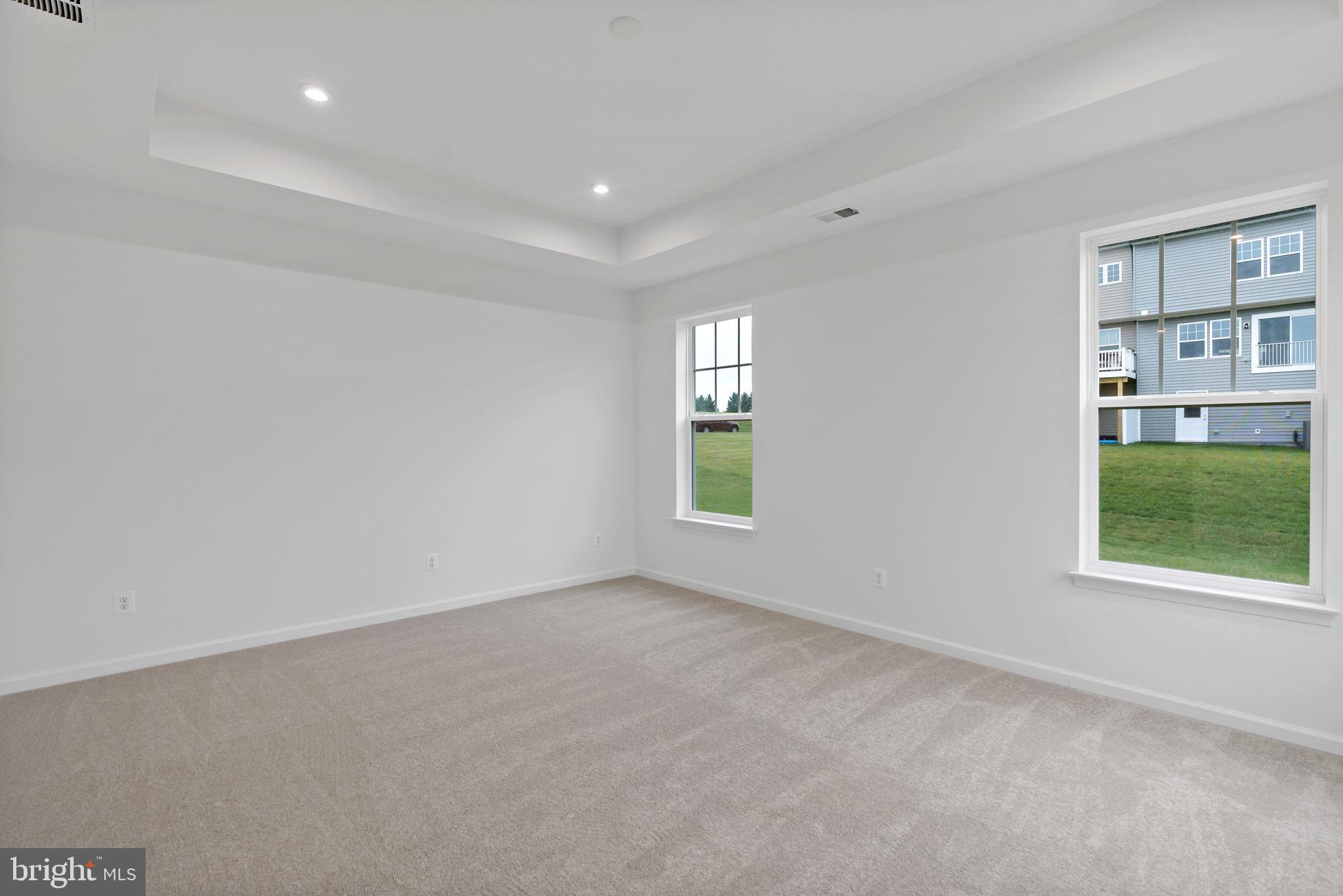 SOUTH BROOK - Residential