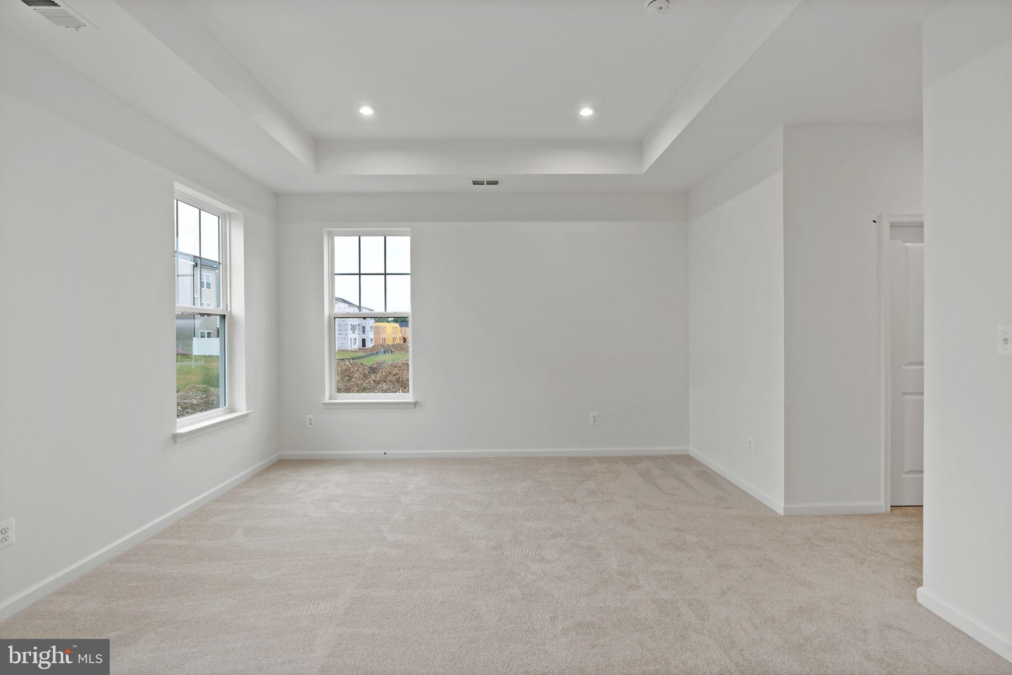 SOUTH BROOK - Residential