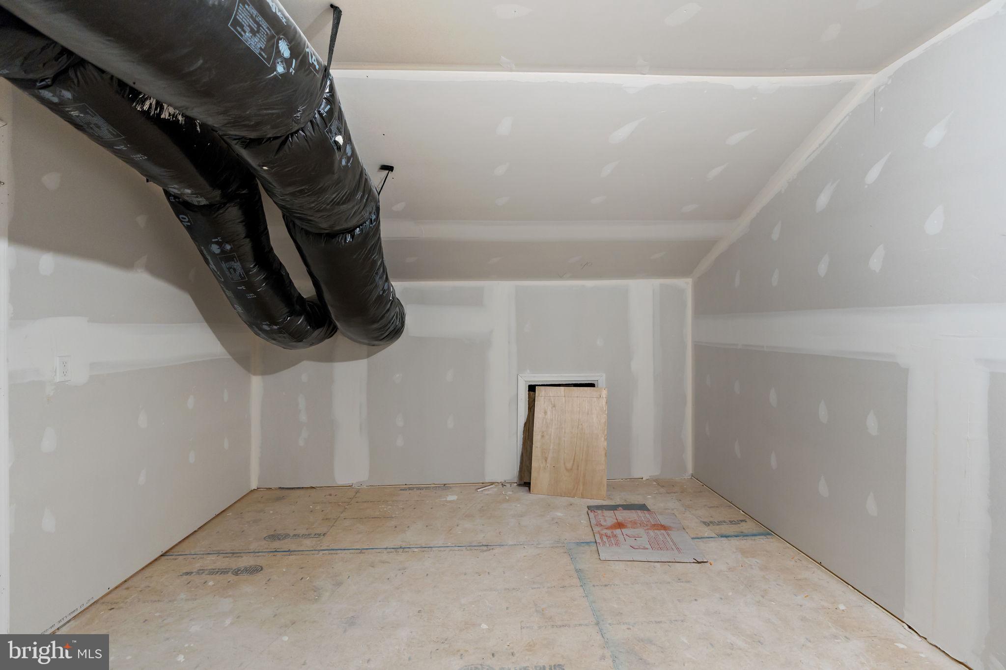 SOUTH BROOK - Residential