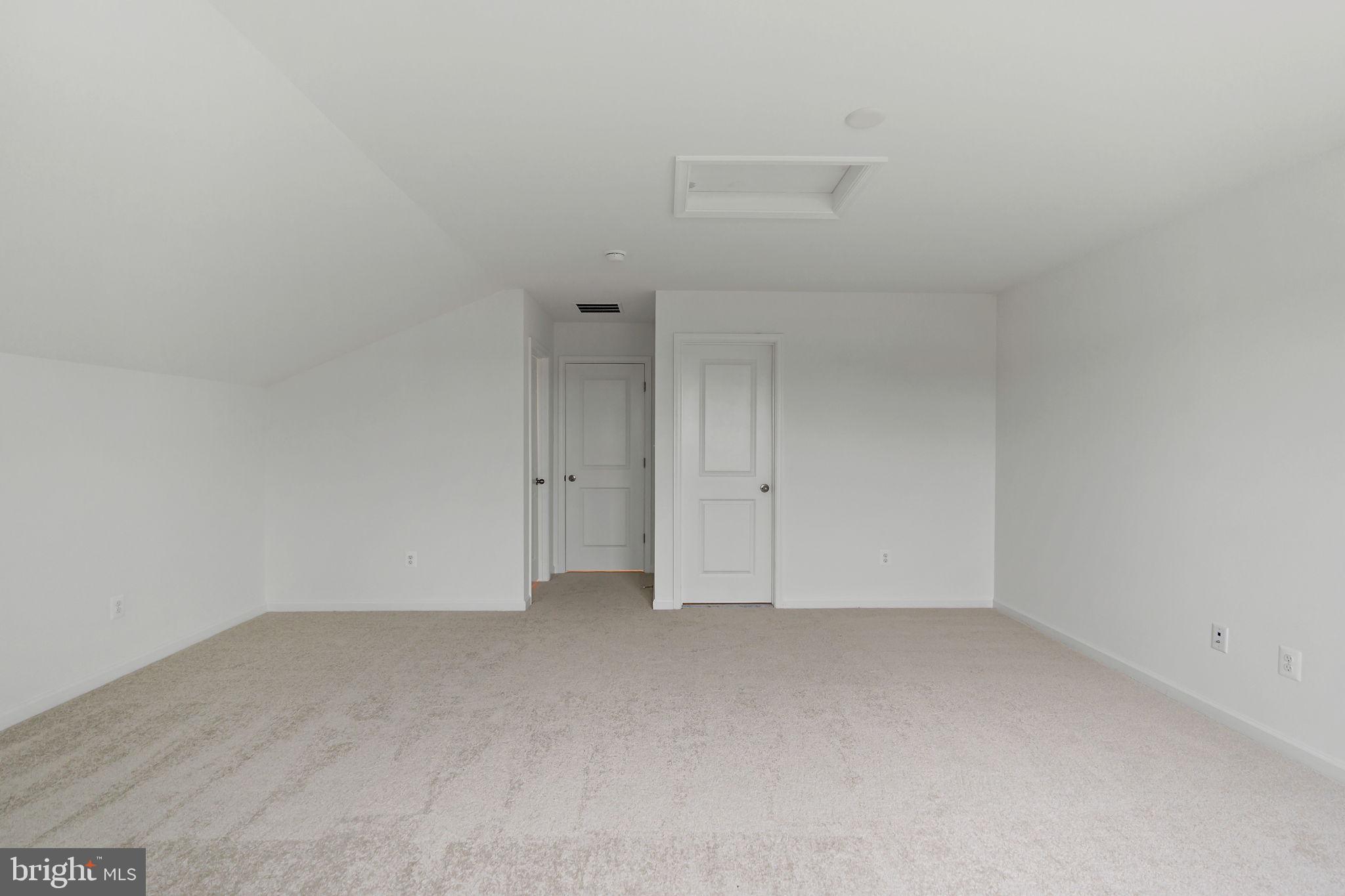 SOUTH BROOK - Residential