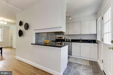 3266 S Utah Street, Arlington, VA MLS: VAAR2056304