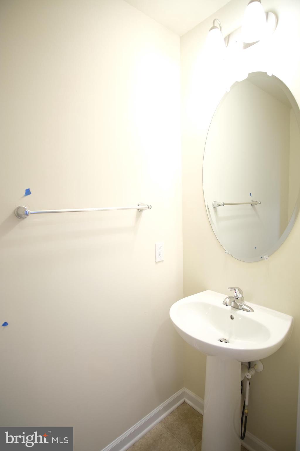 WHISPERING PINES - Residential Lease