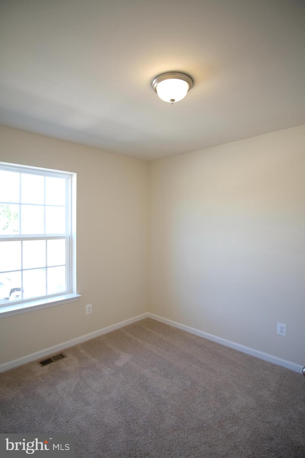 WHISPERING PINES - Residential Lease