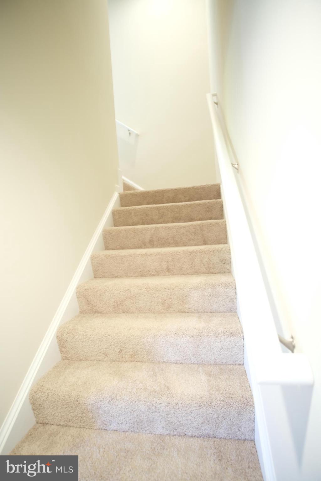 WHISPERING PINES - Residential Lease