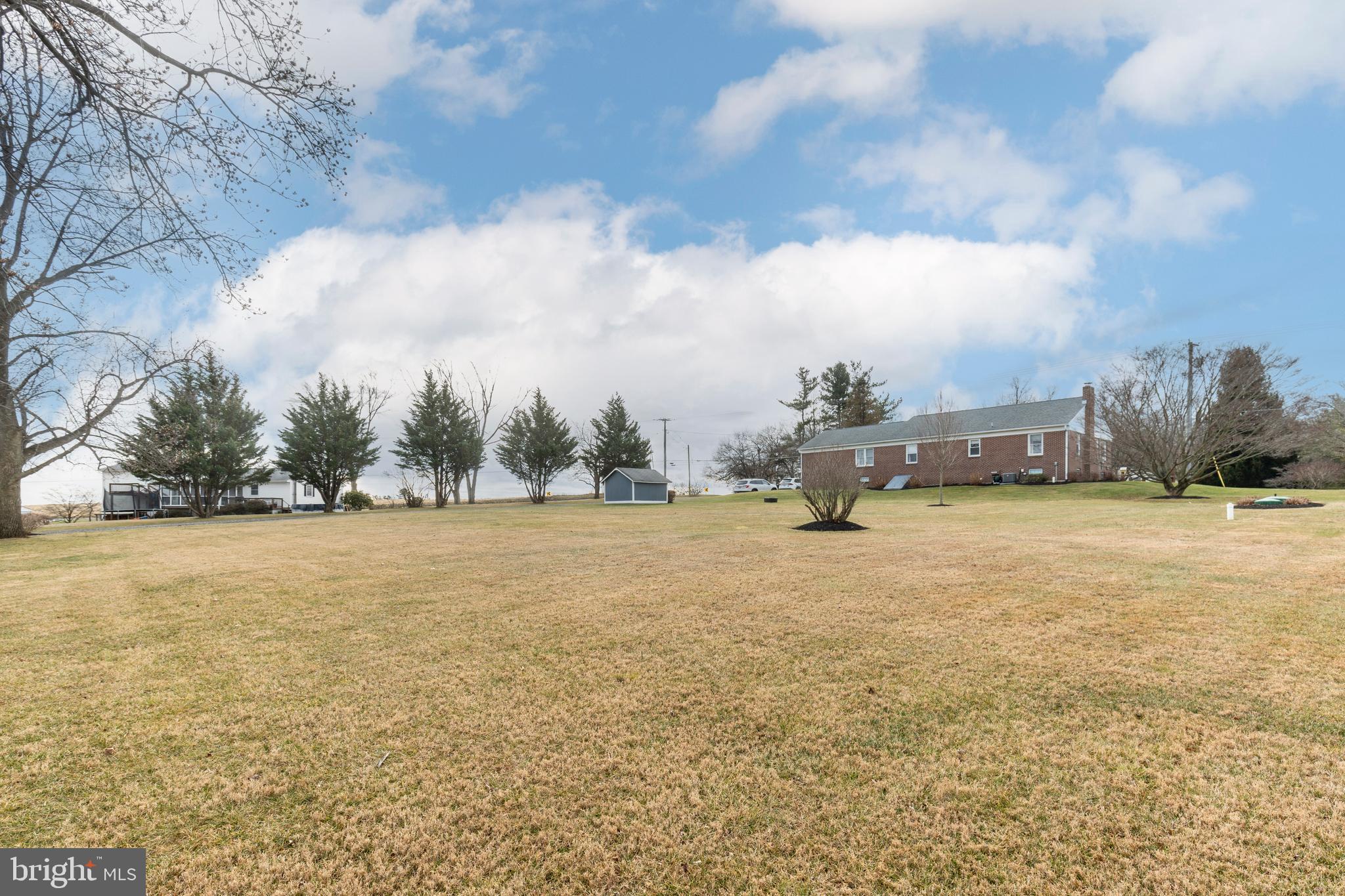 HAMPSTEAD - Residential