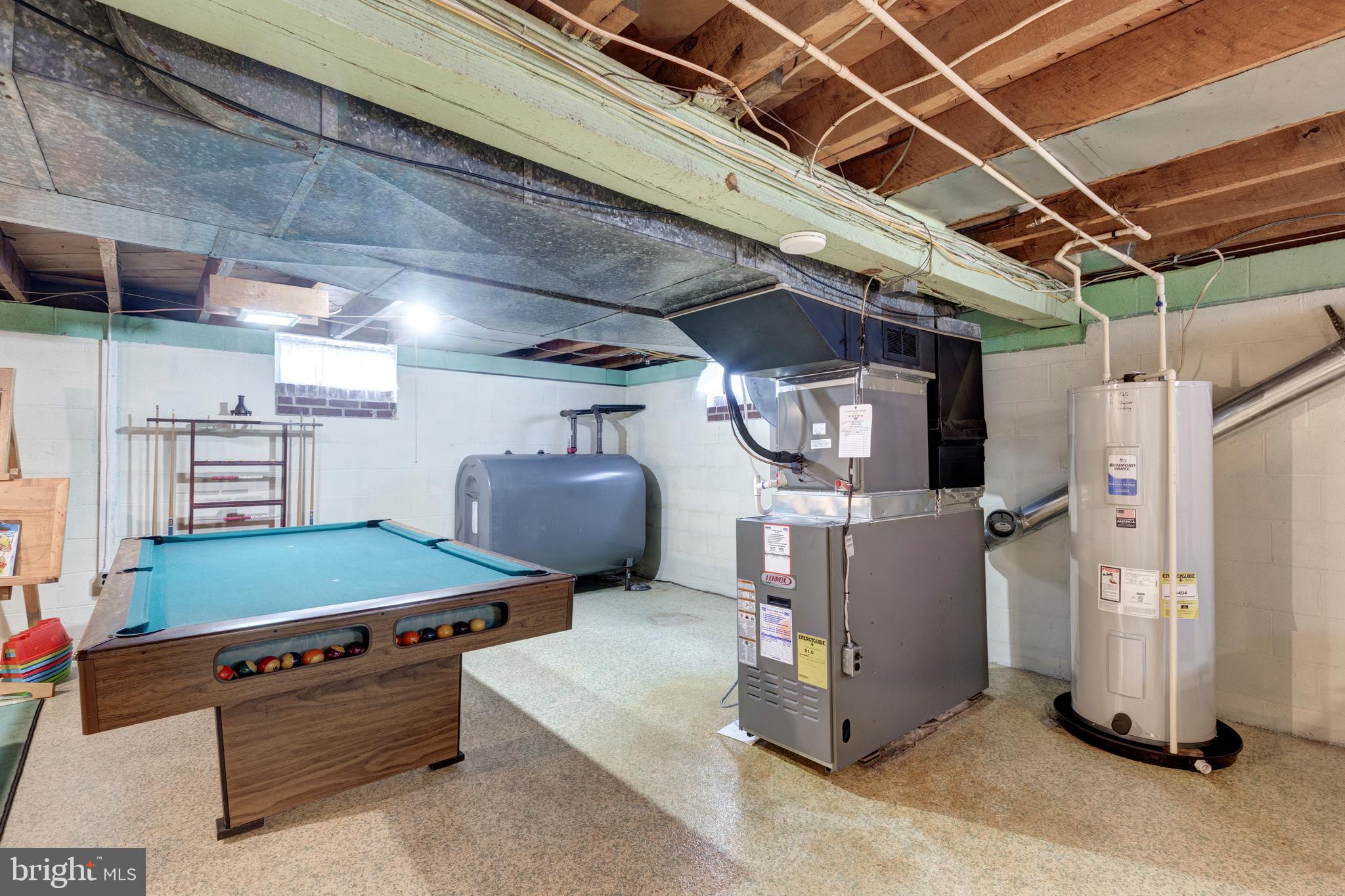 HAMPSTEAD - Residential