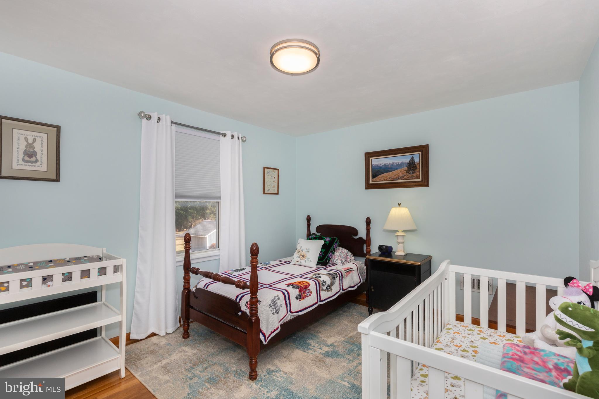 HAMPSTEAD - Residential