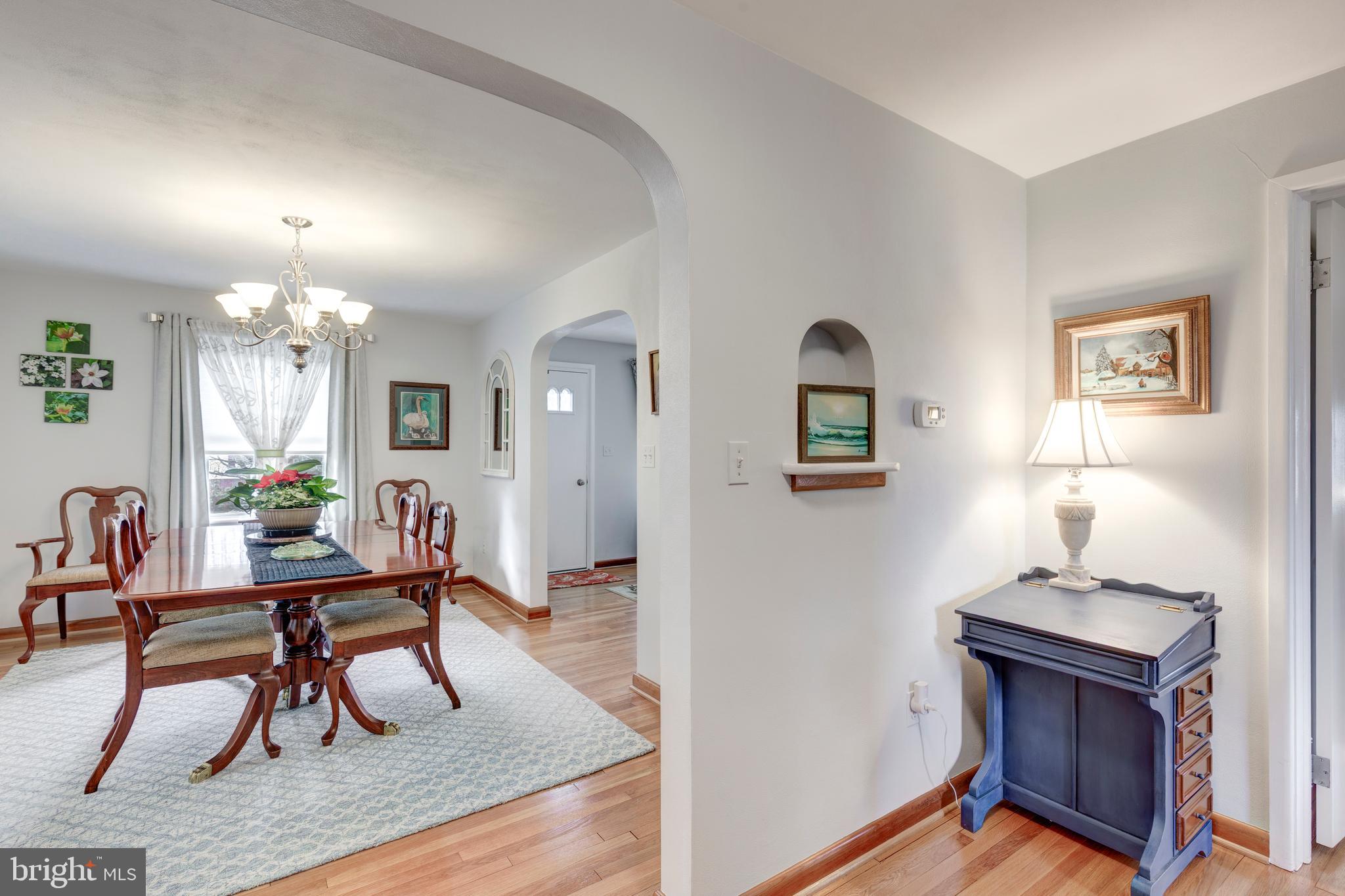 HAMPSTEAD - Residential