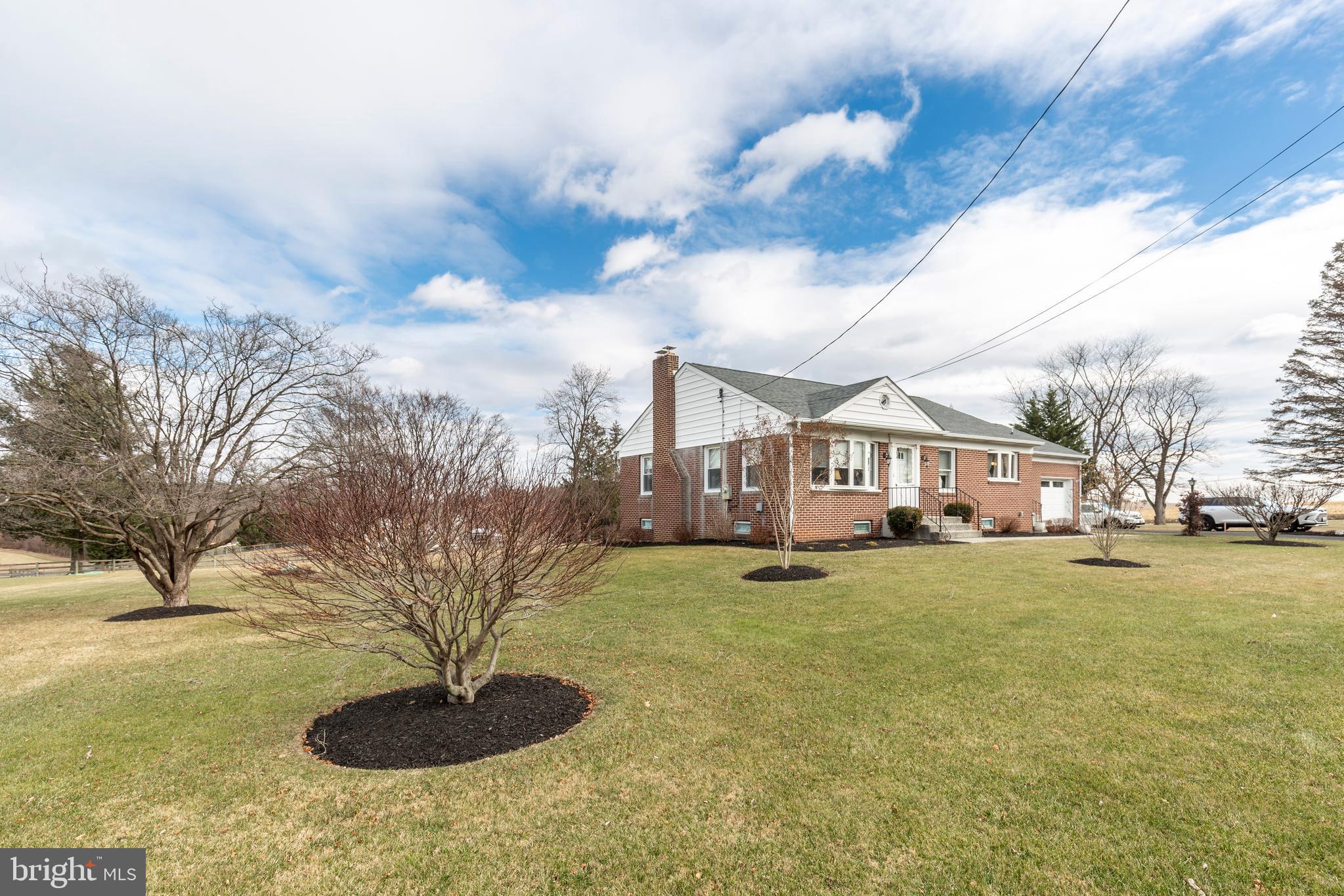 HAMPSTEAD - Residential