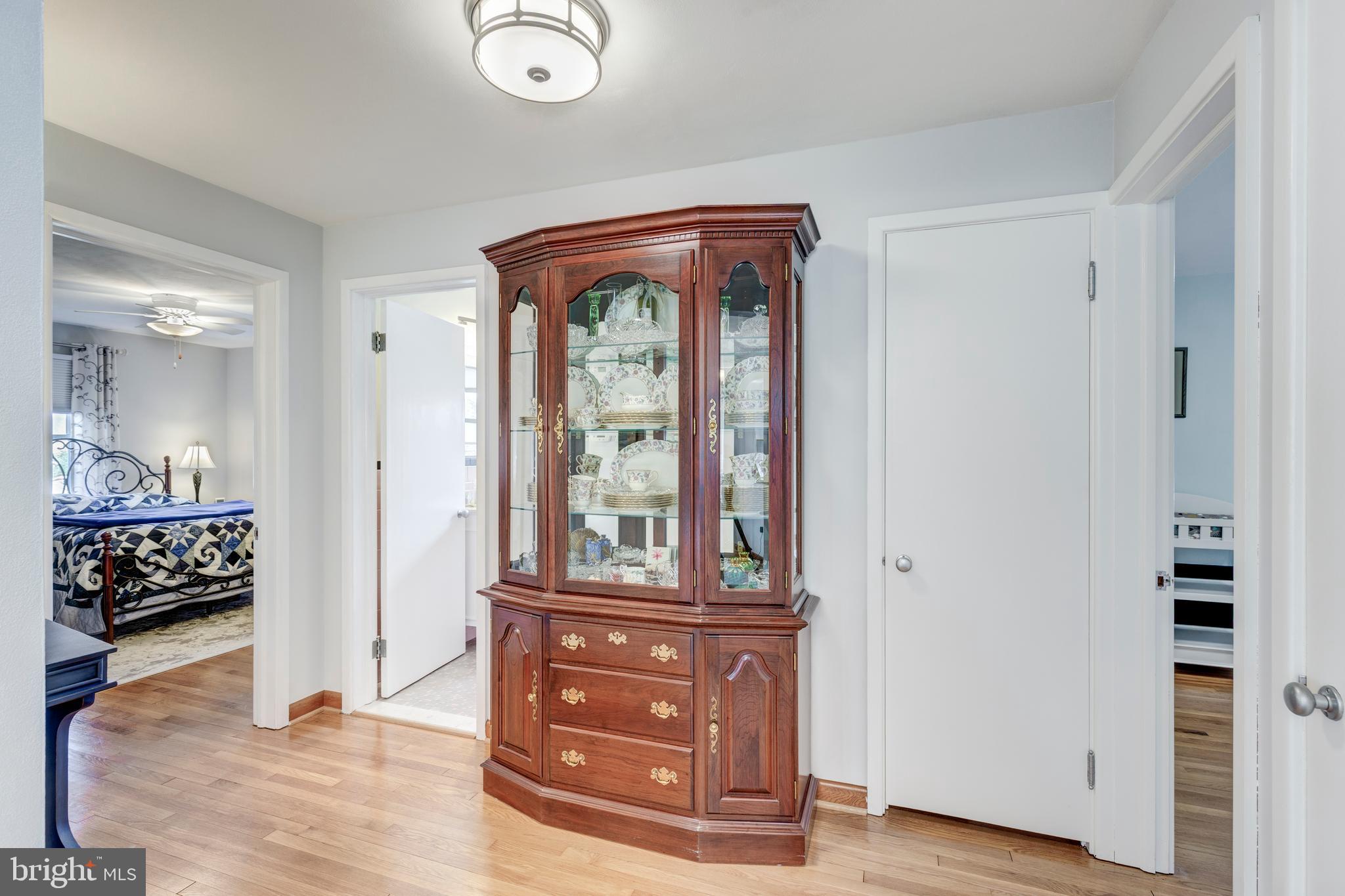 HAMPSTEAD - Residential