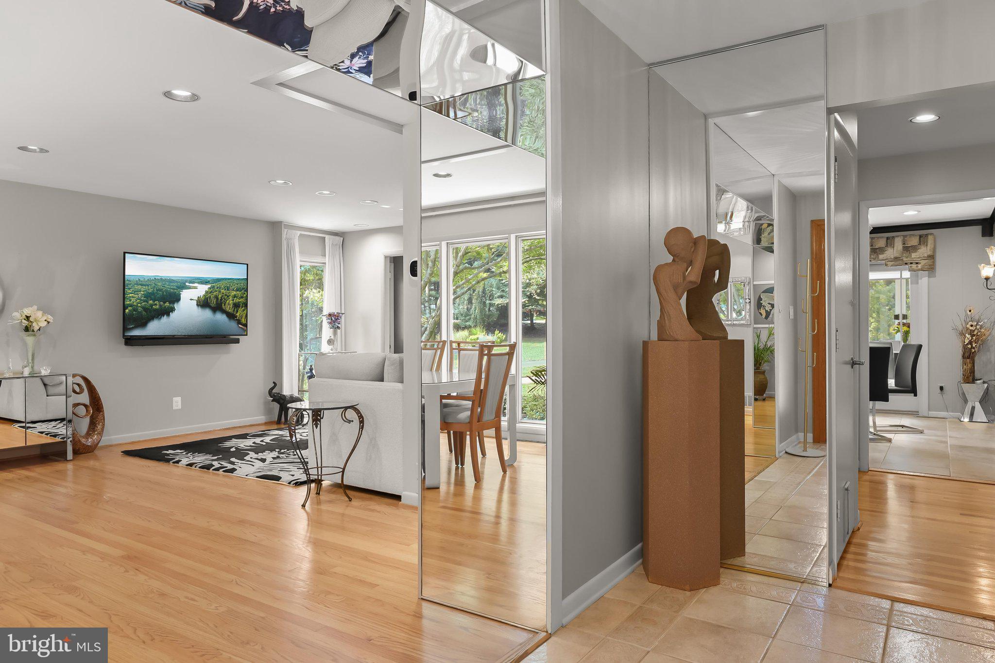 1 WHISPERWOOD COURT