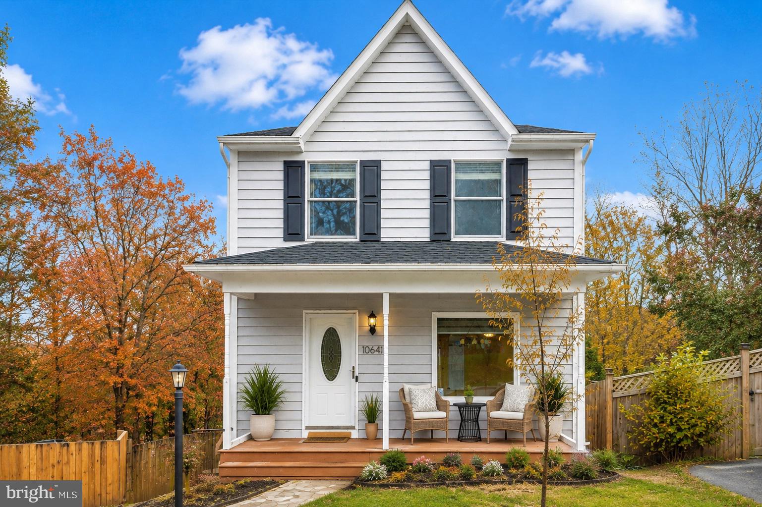 10641 OLD BARN COURT