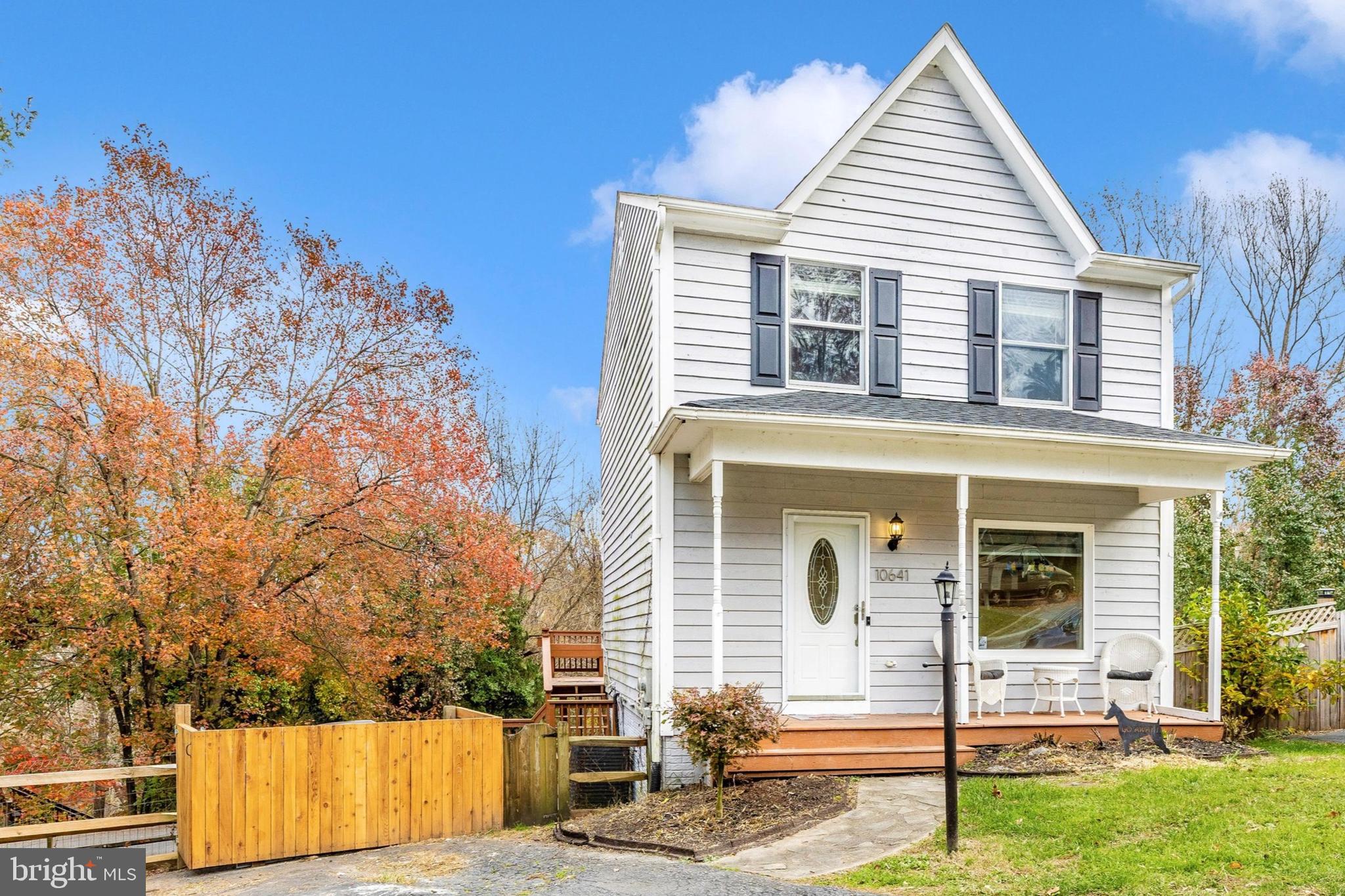 10641 OLD BARN COURT
