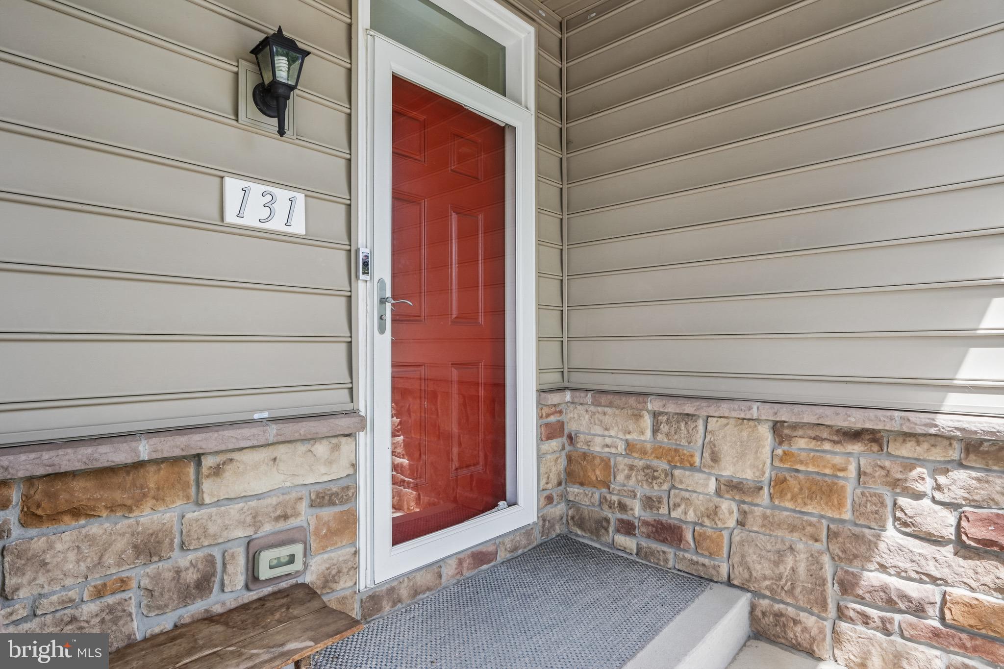 131 NICOLES WAY