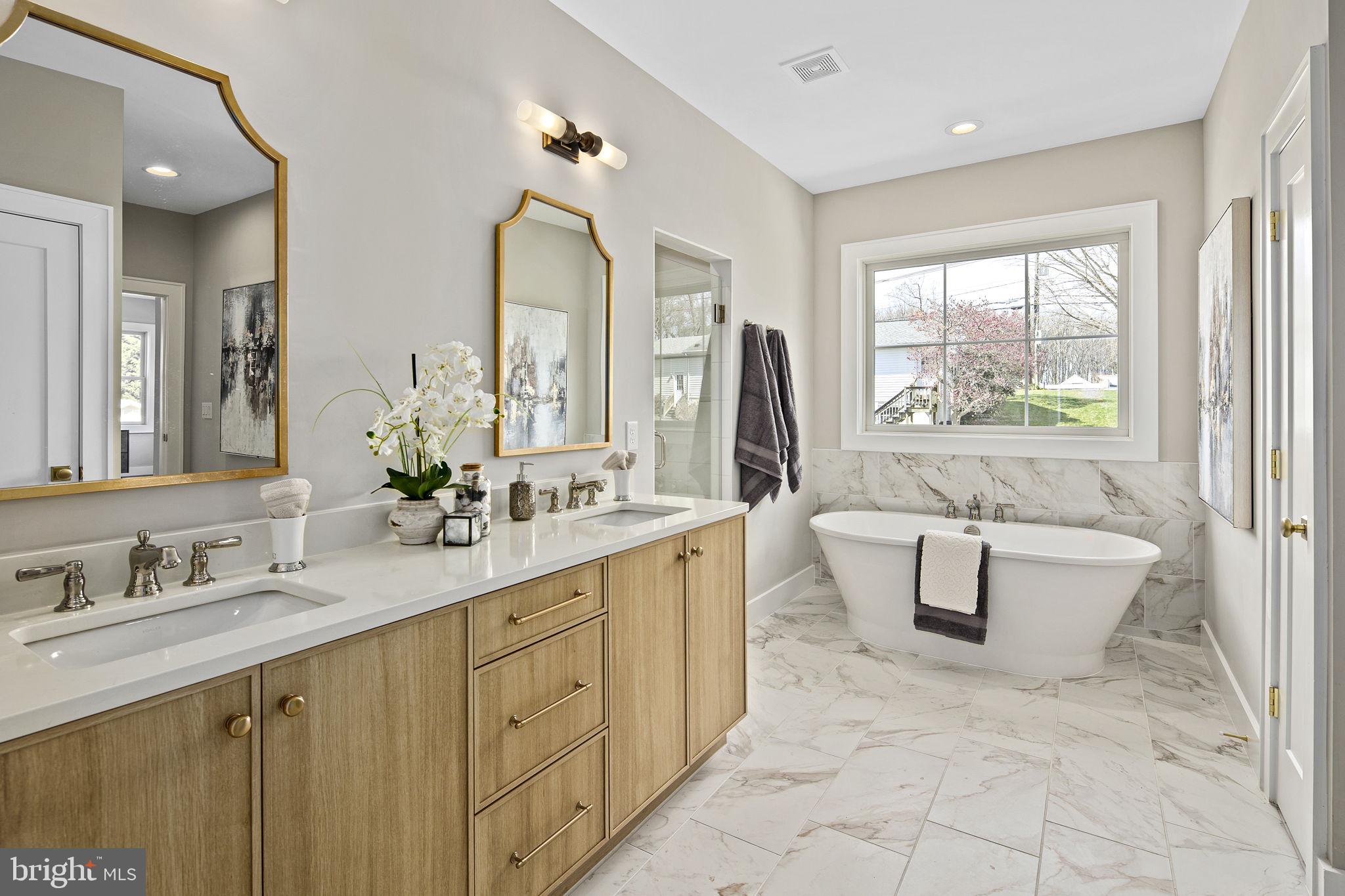 RETLAW TERRACE - Residential