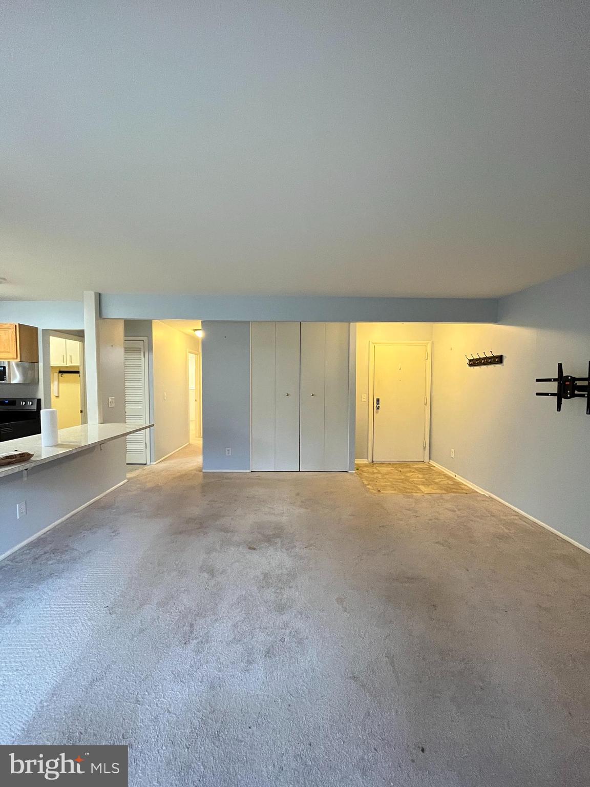 HICKORY HILLS - Residential