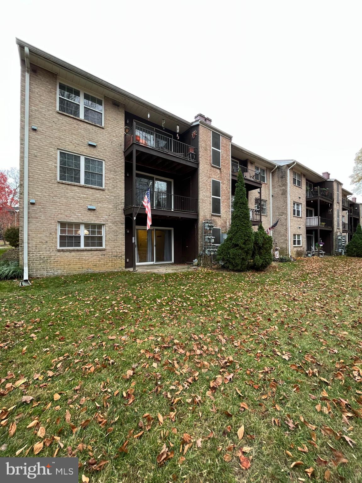 HICKORY HILLS - Residential