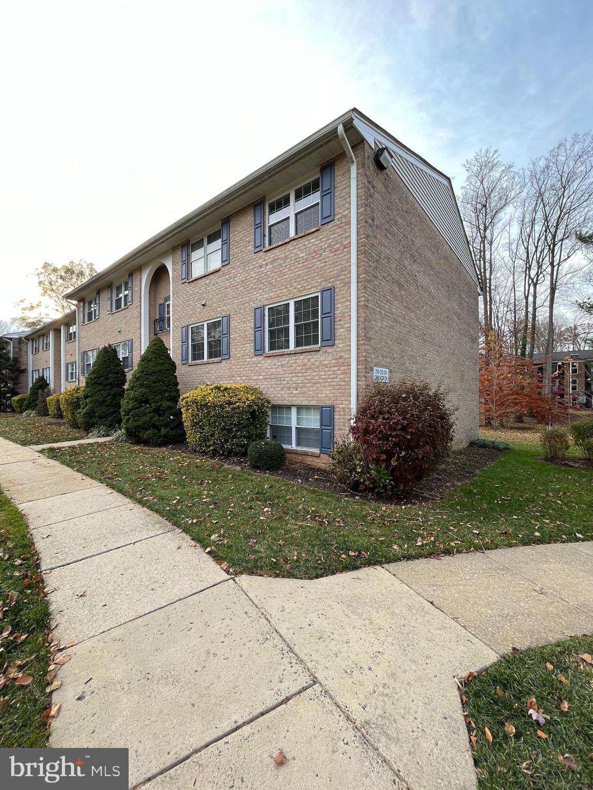 HICKORY HILLS - Residential