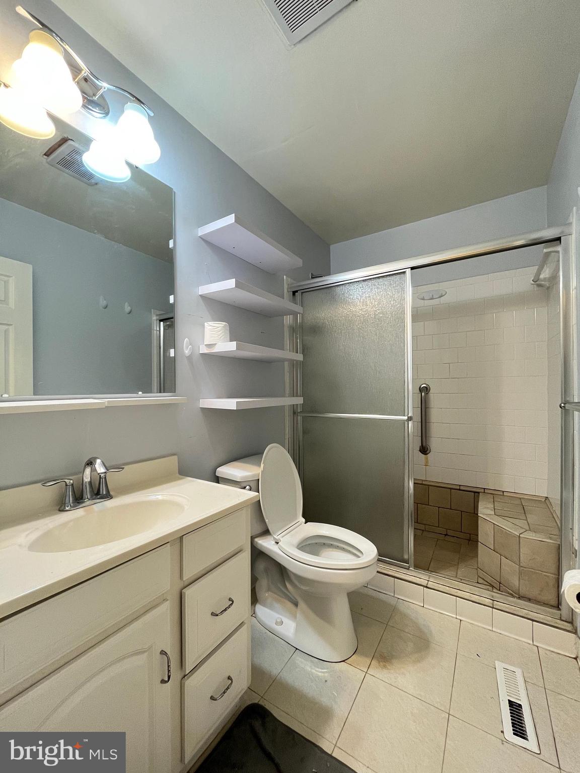 HICKORY HILLS - Residential