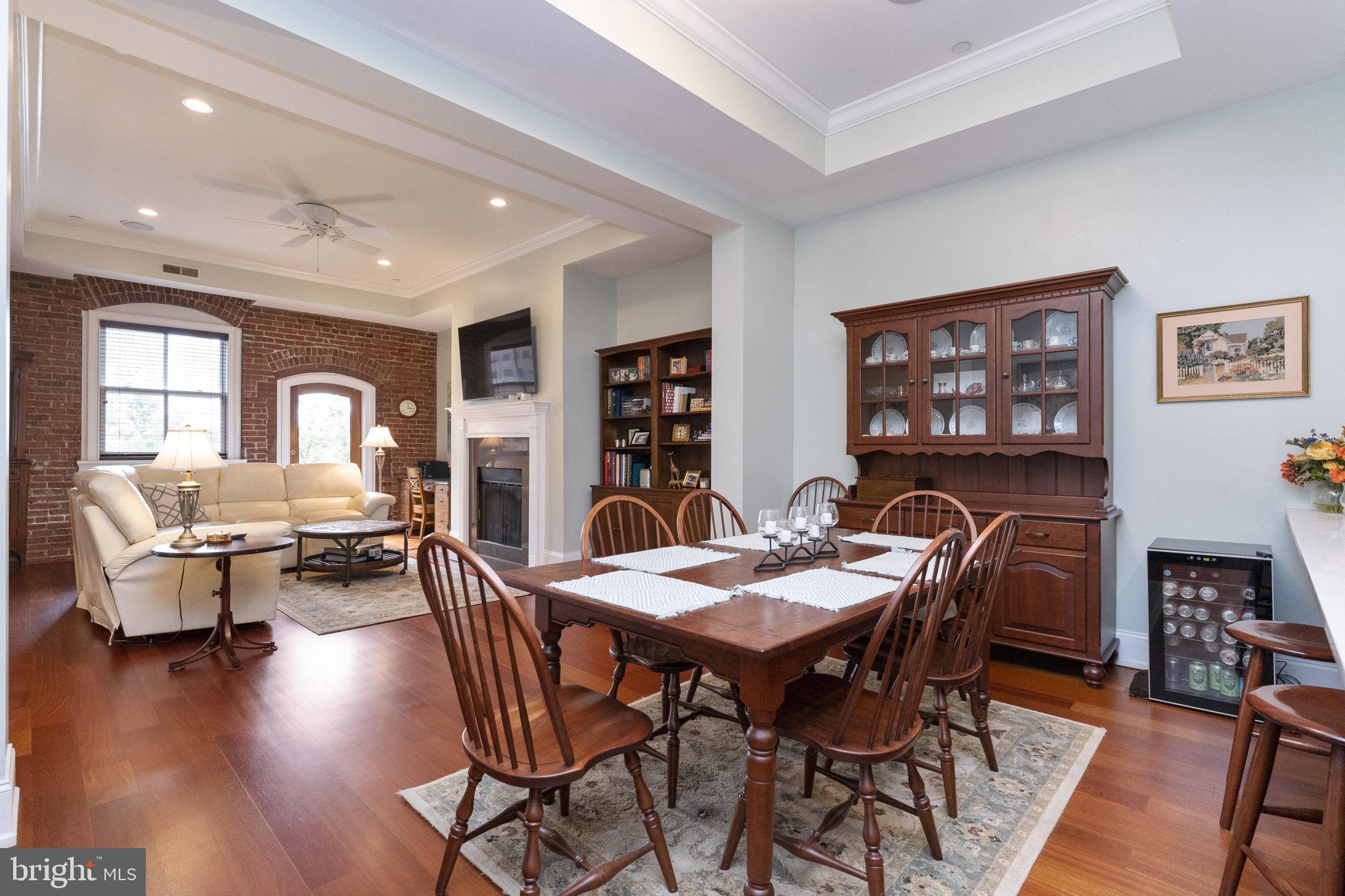 SOCIETY HILL - Residential Lease