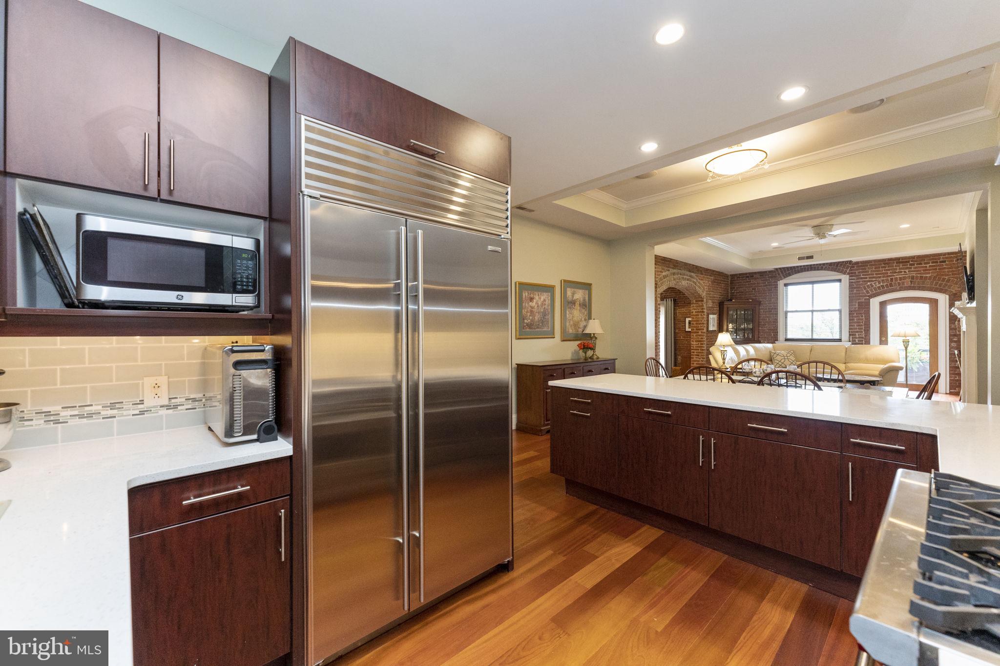 SOCIETY HILL - Residential Lease