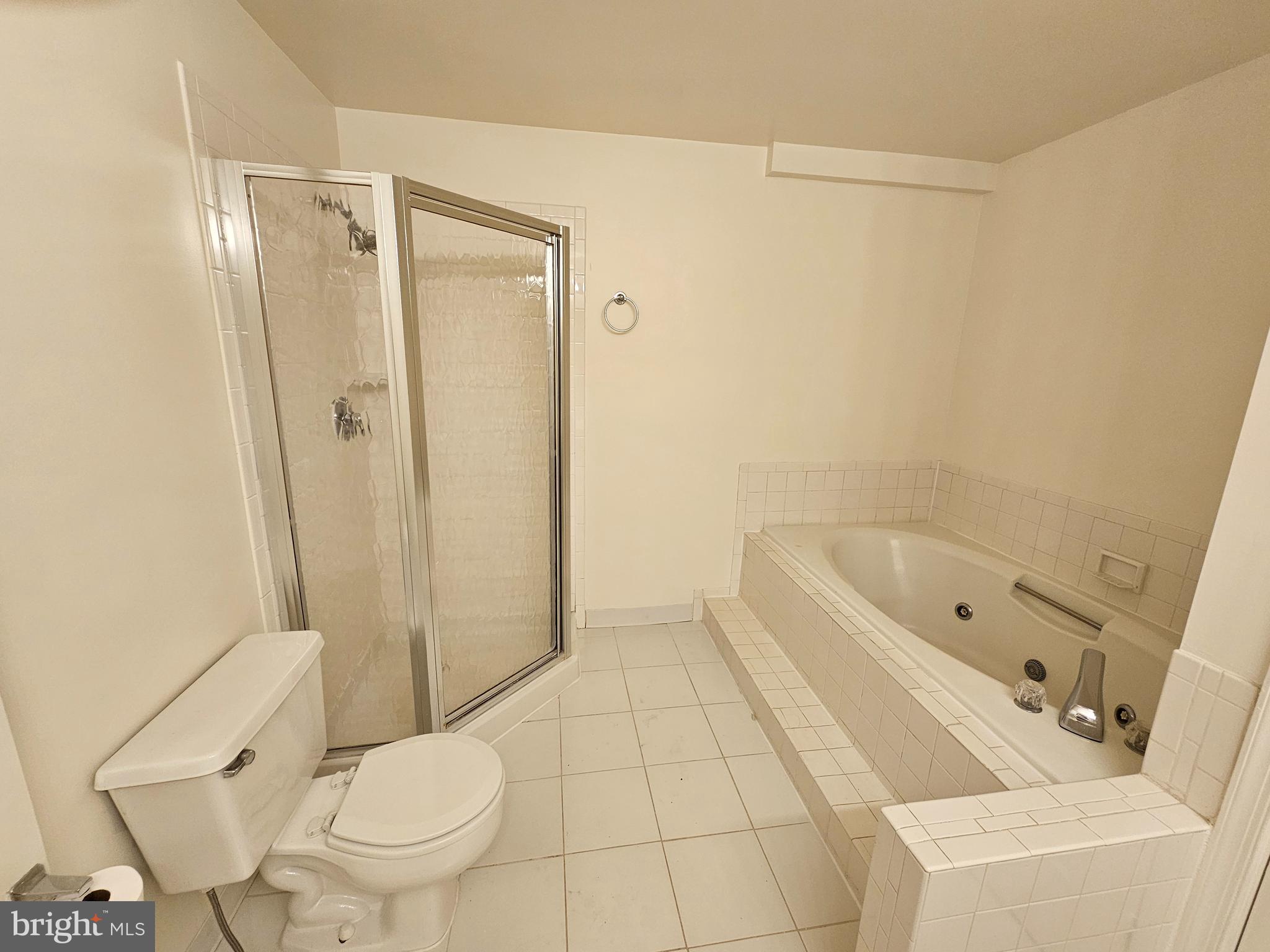 KEENE MILL OVERLOOK - Residential Lease