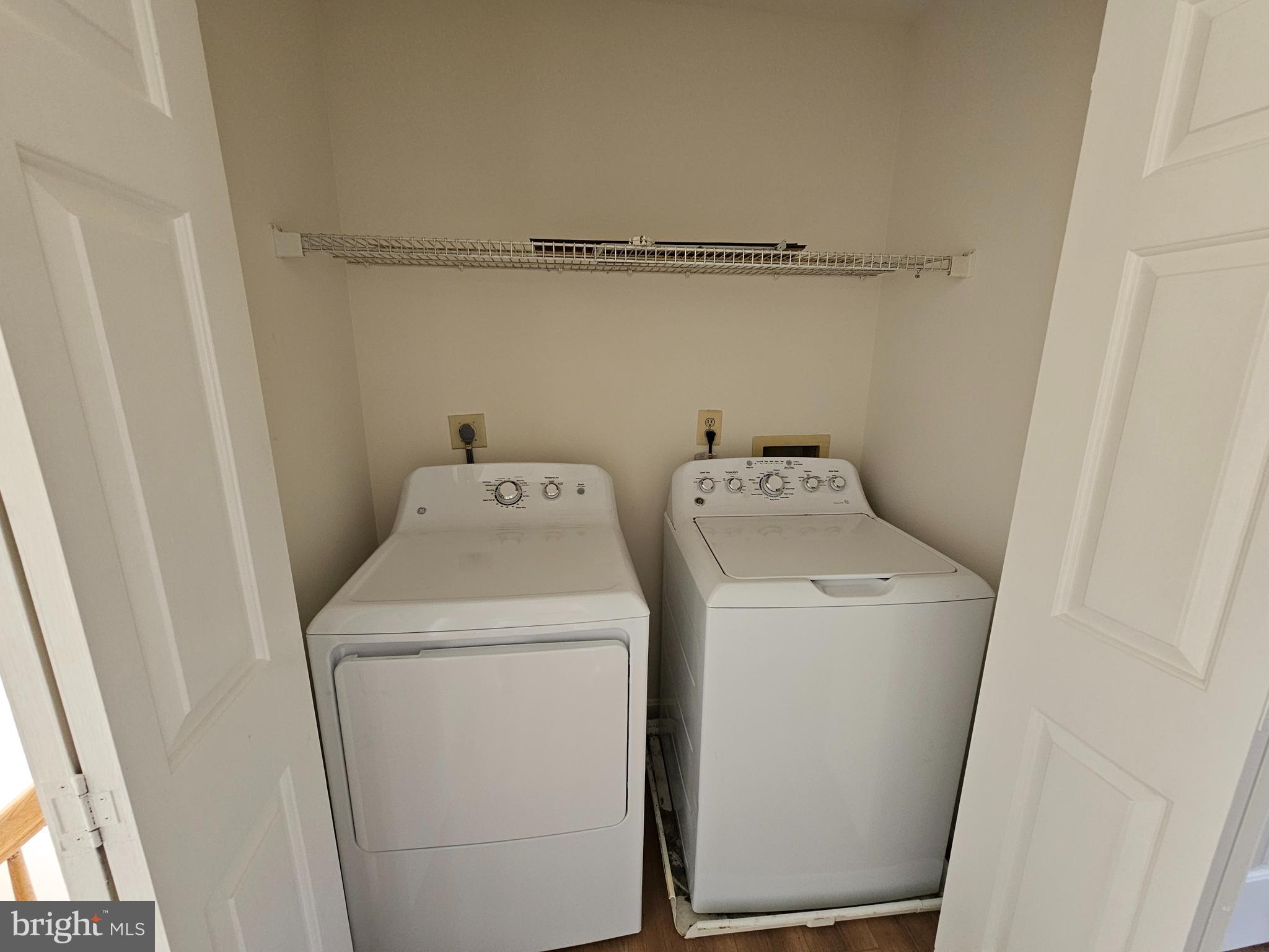 KEENE MILL OVERLOOK - Residential Lease