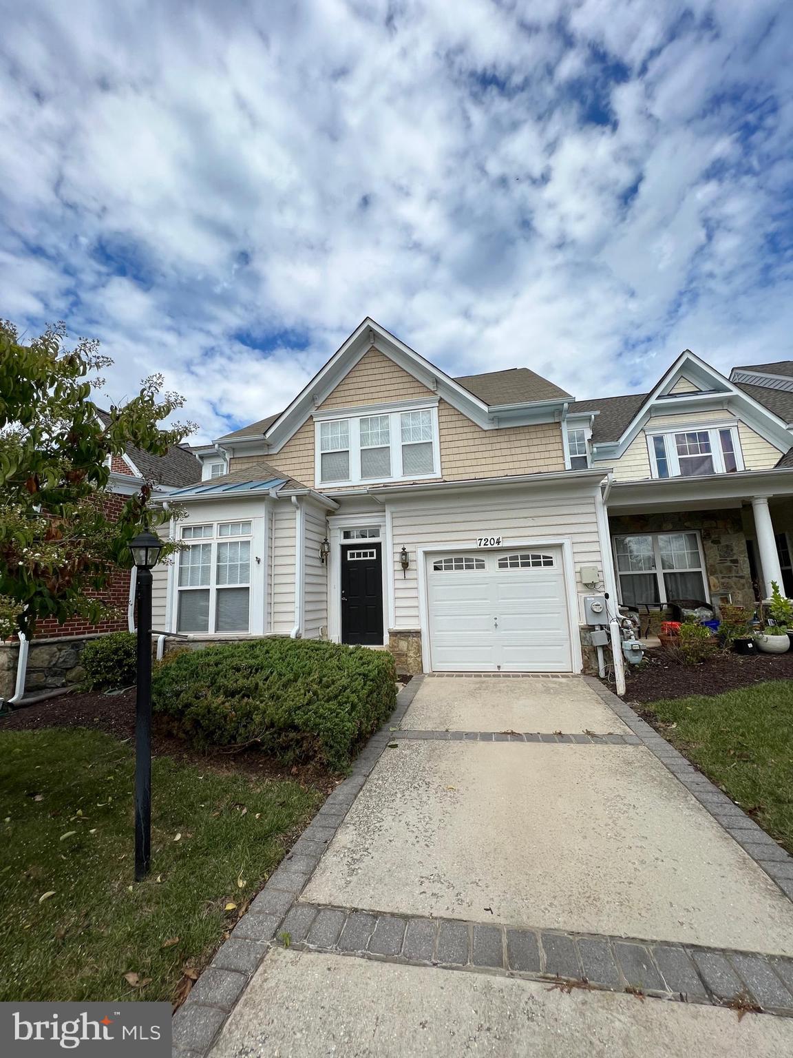 VICTORIA FALLS - Residential Lease