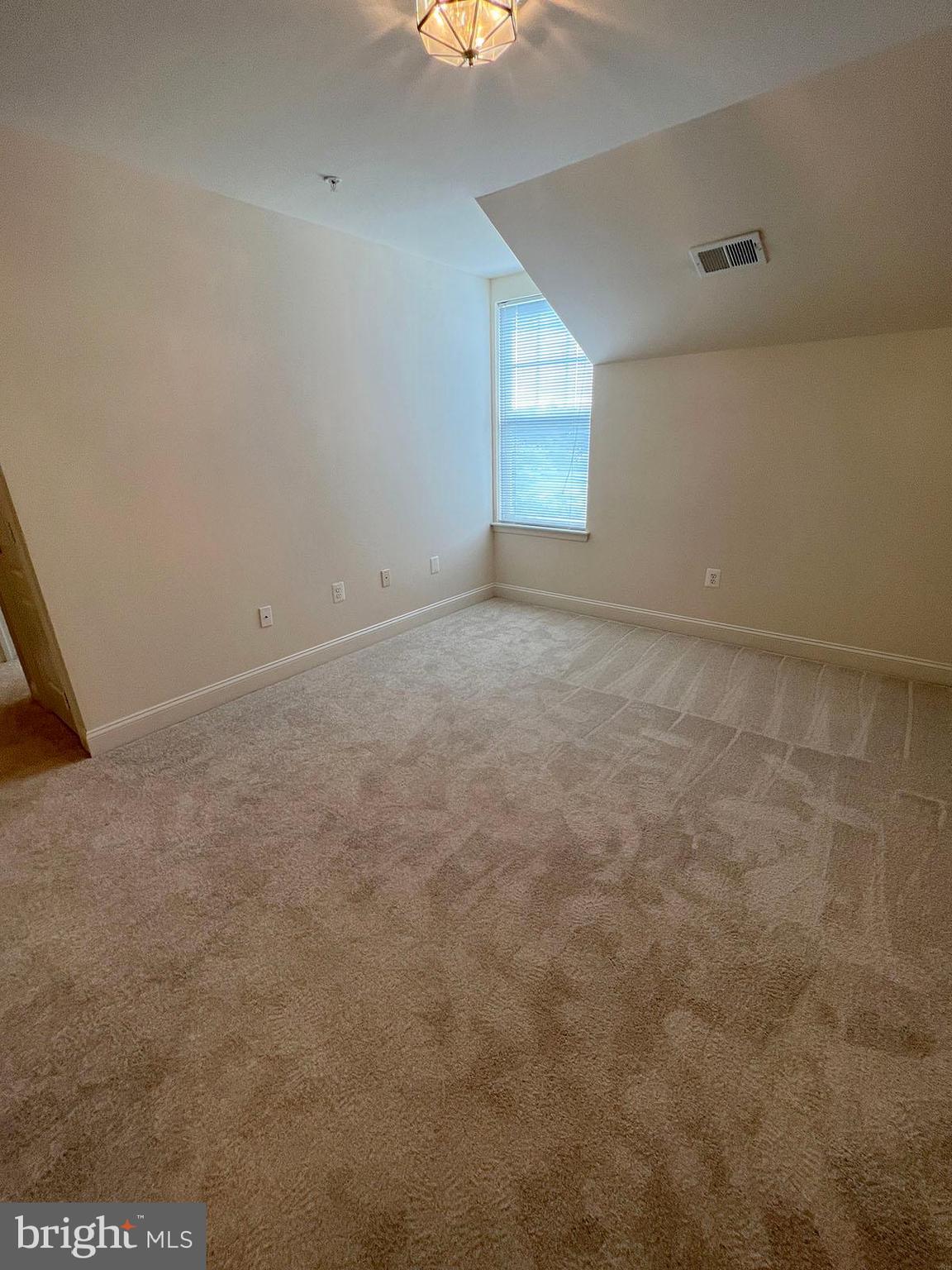 VICTORIA FALLS - Residential Lease