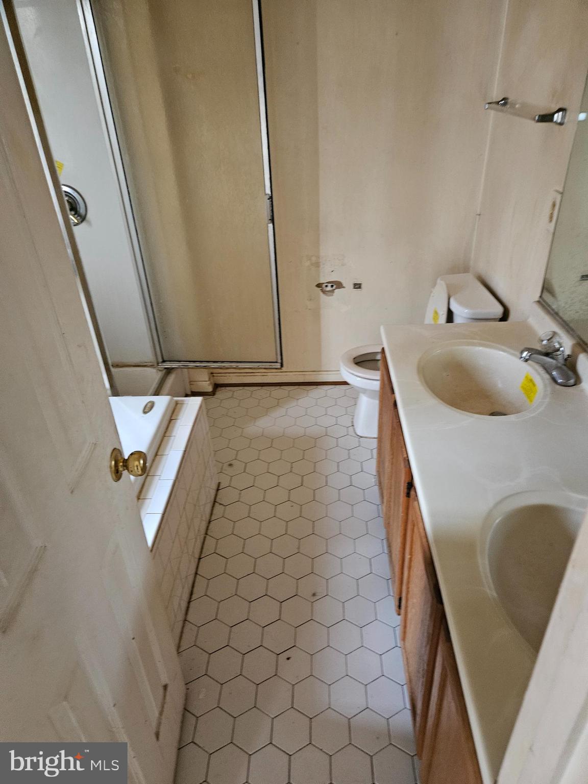 LAKESHORE - Residential