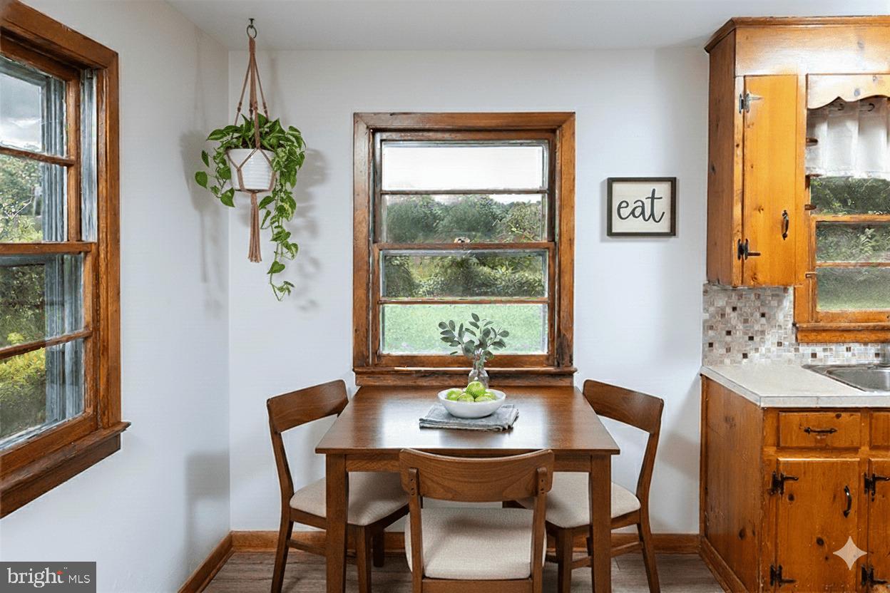 STANLEY MANOR - Residential