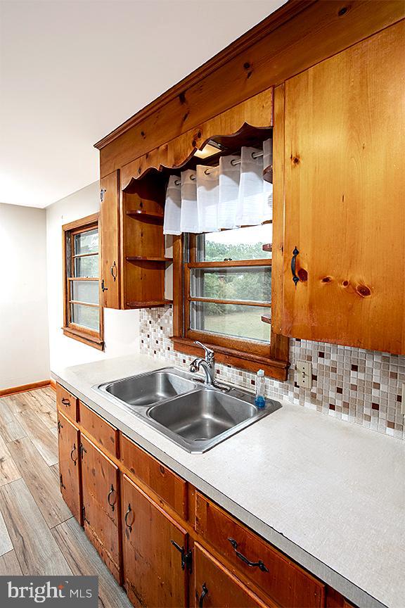 STANLEY MANOR - Residential