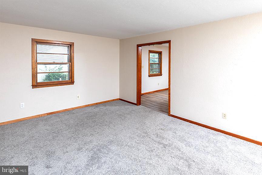 STANLEY MANOR - Residential