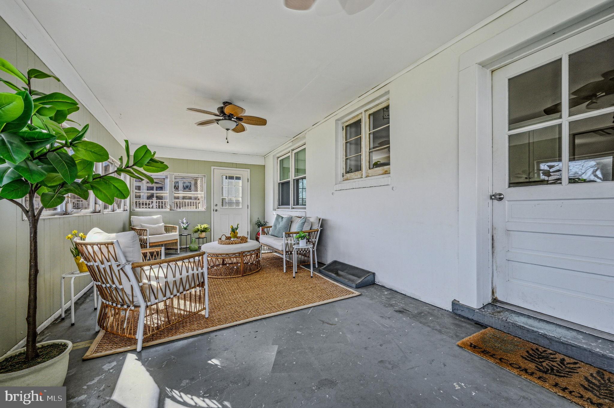 MIDDLETOWN - Residential