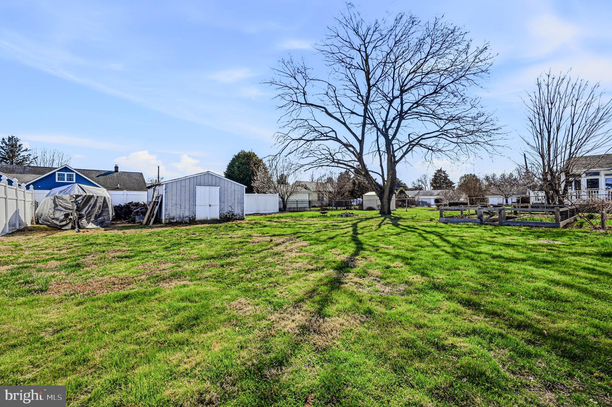 MIDDLETOWN - Residential