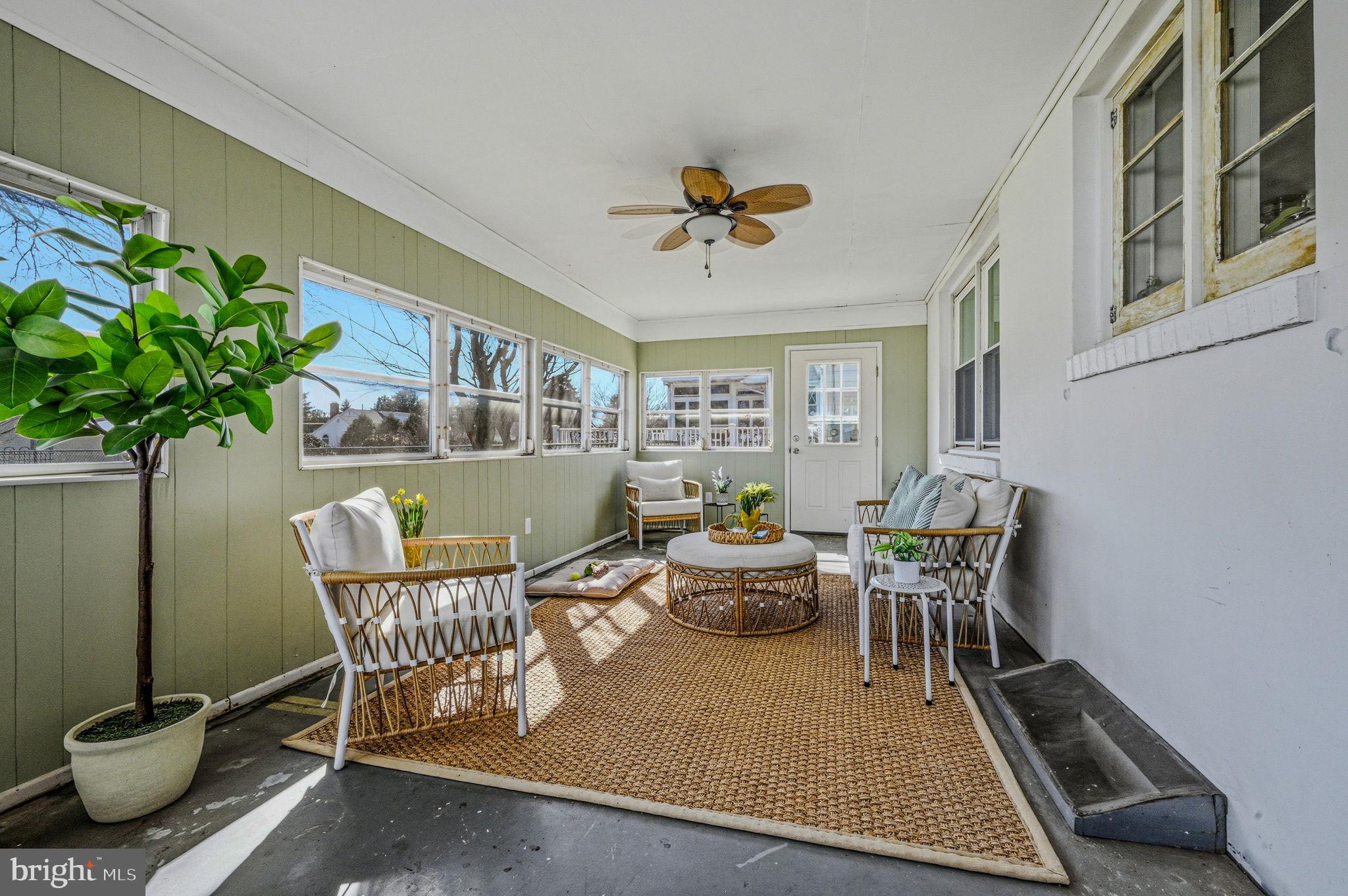 MIDDLETOWN - Residential