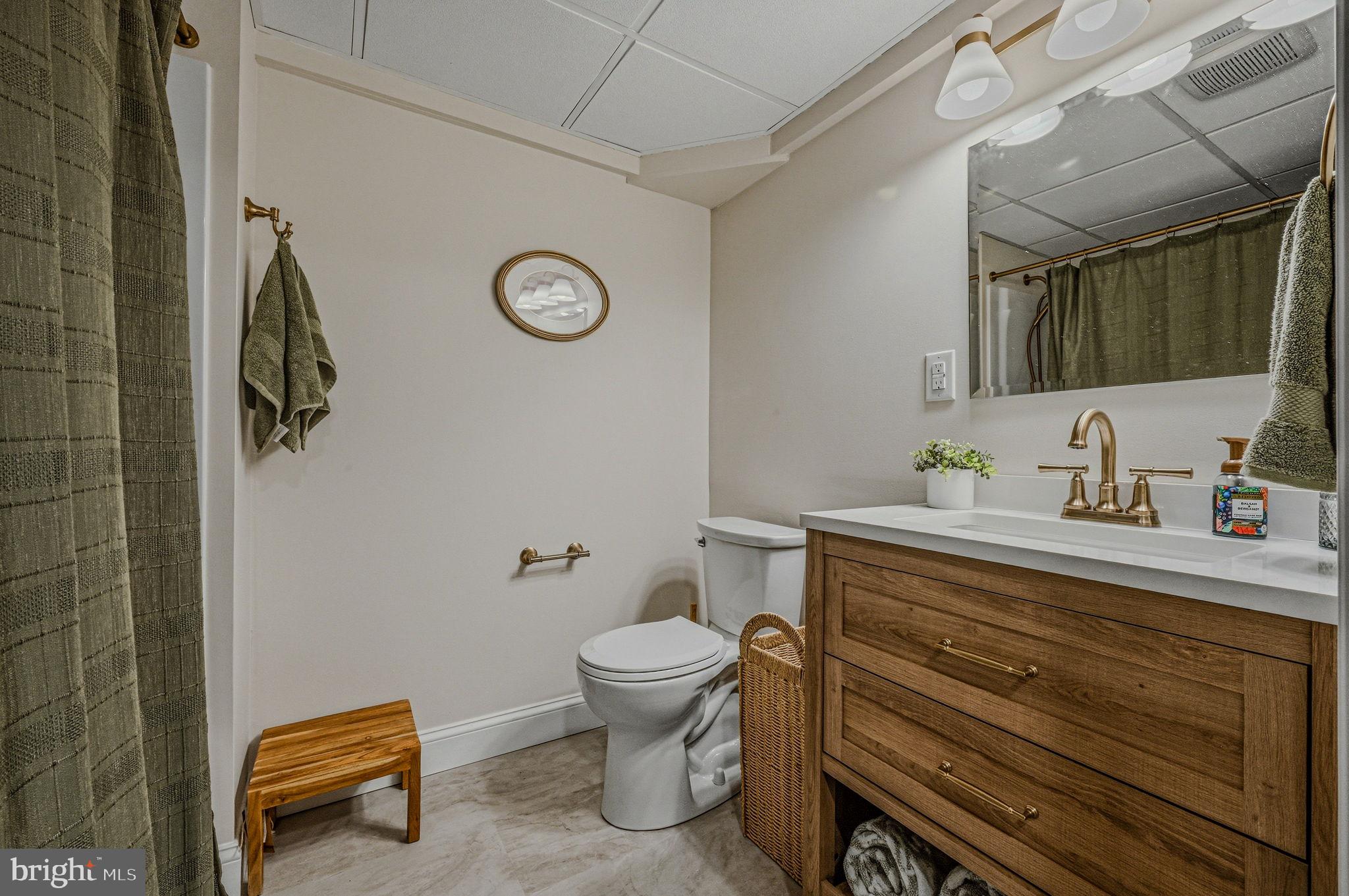 MIDDLETOWN - Residential