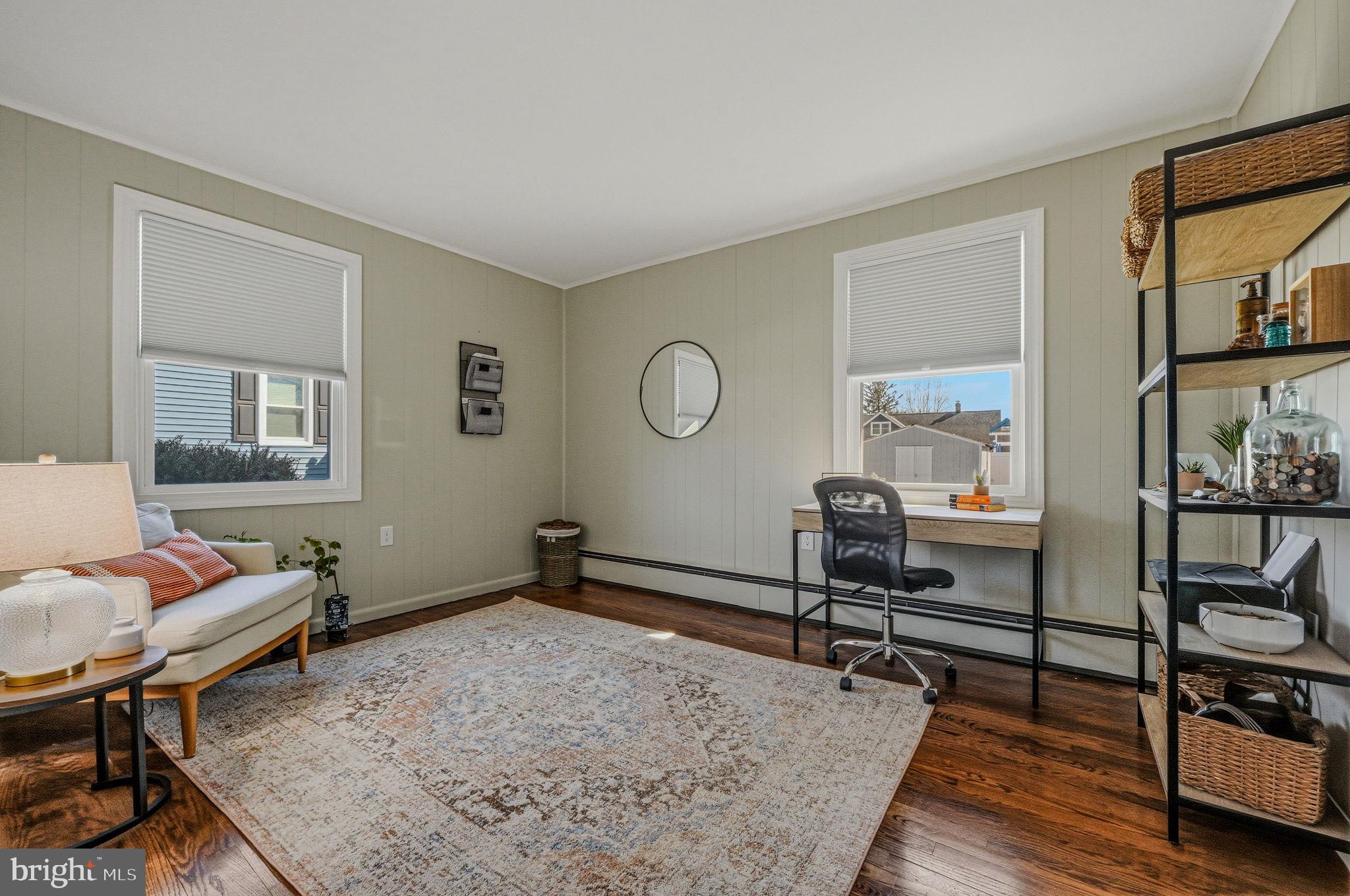 MIDDLETOWN - Residential