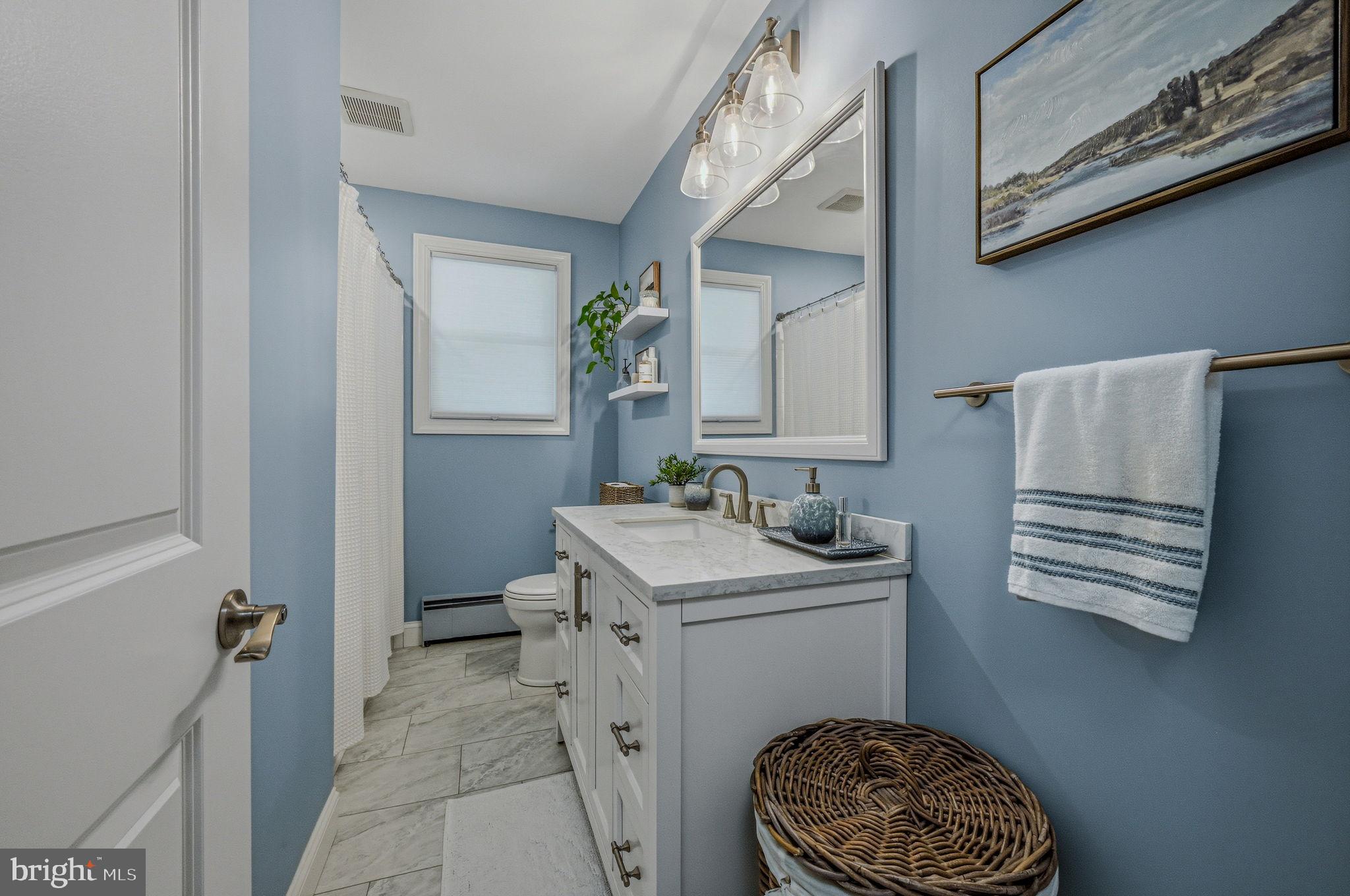 MIDDLETOWN - Residential