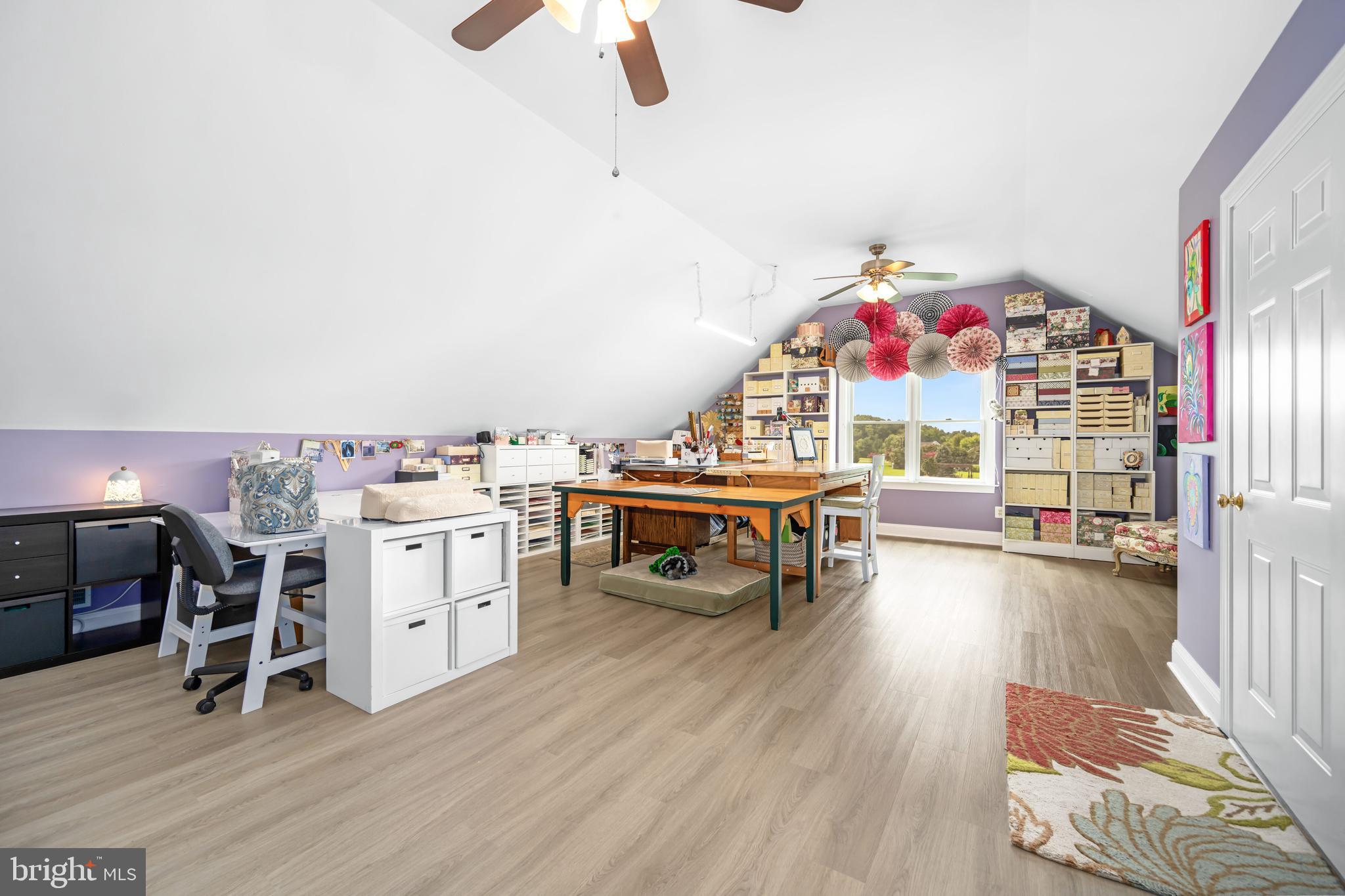 ORCHARD HILL - Residential