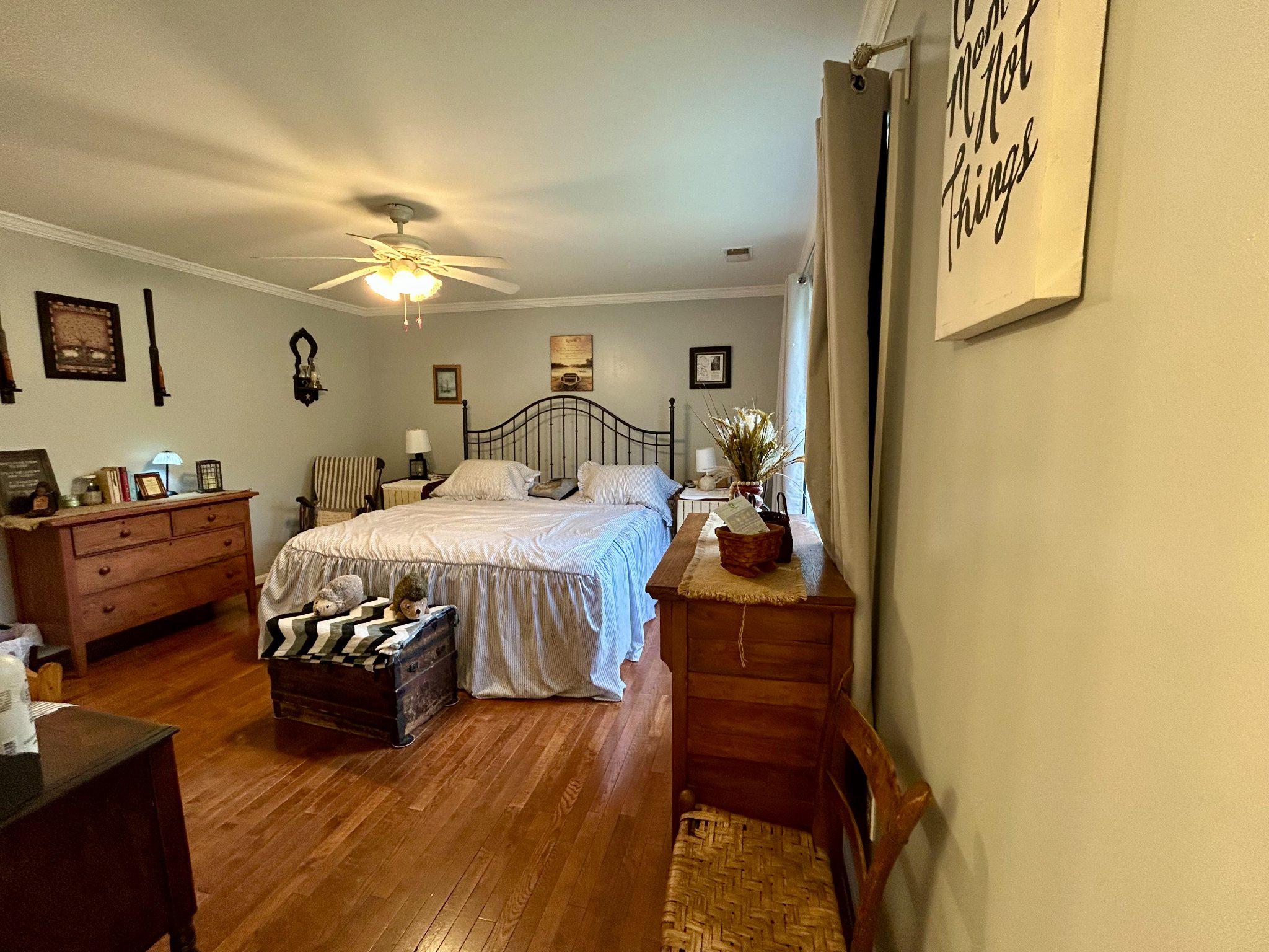 WARDEN ACRES - Residential