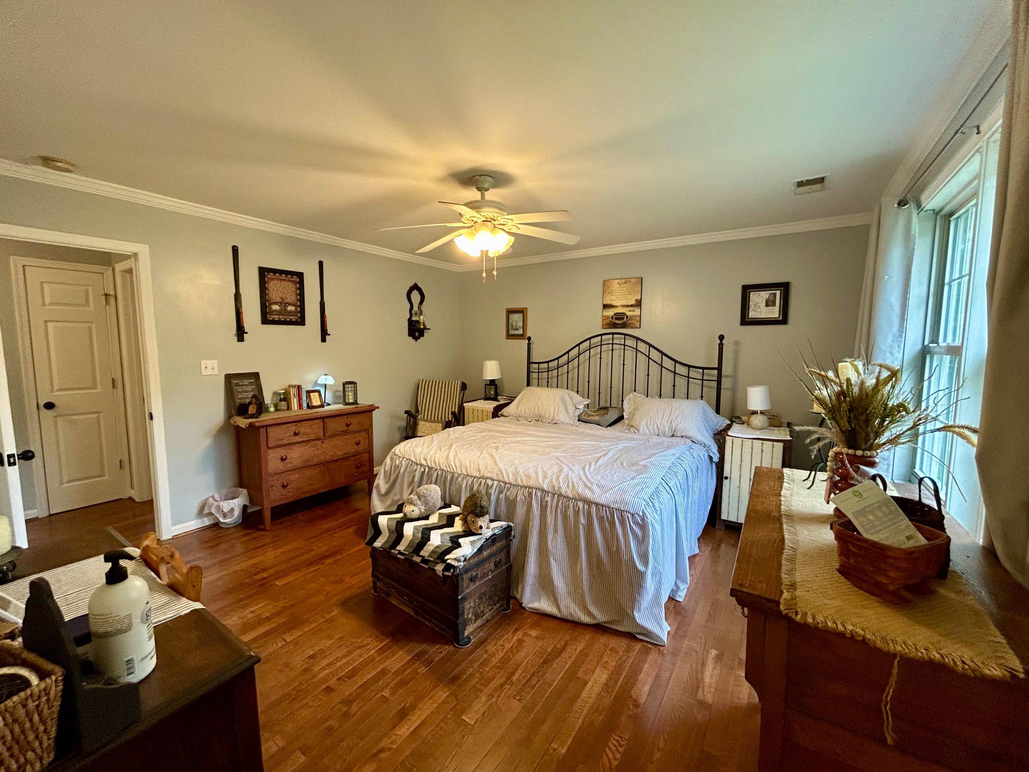WARDEN ACRES - Residential