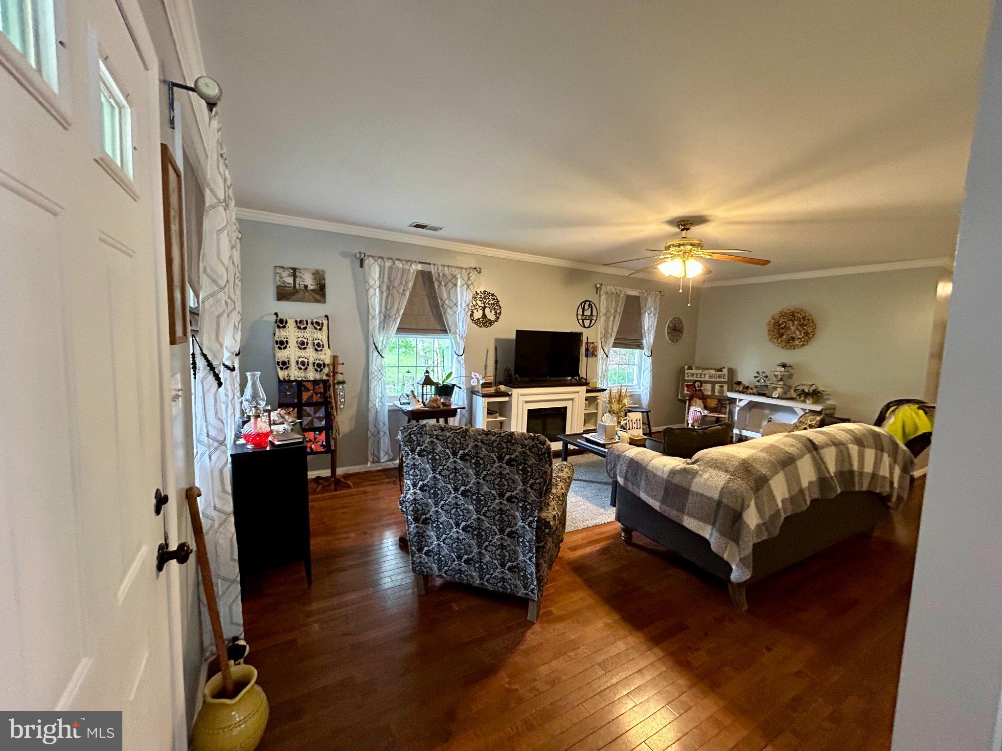 WARDEN ACRES - Residential