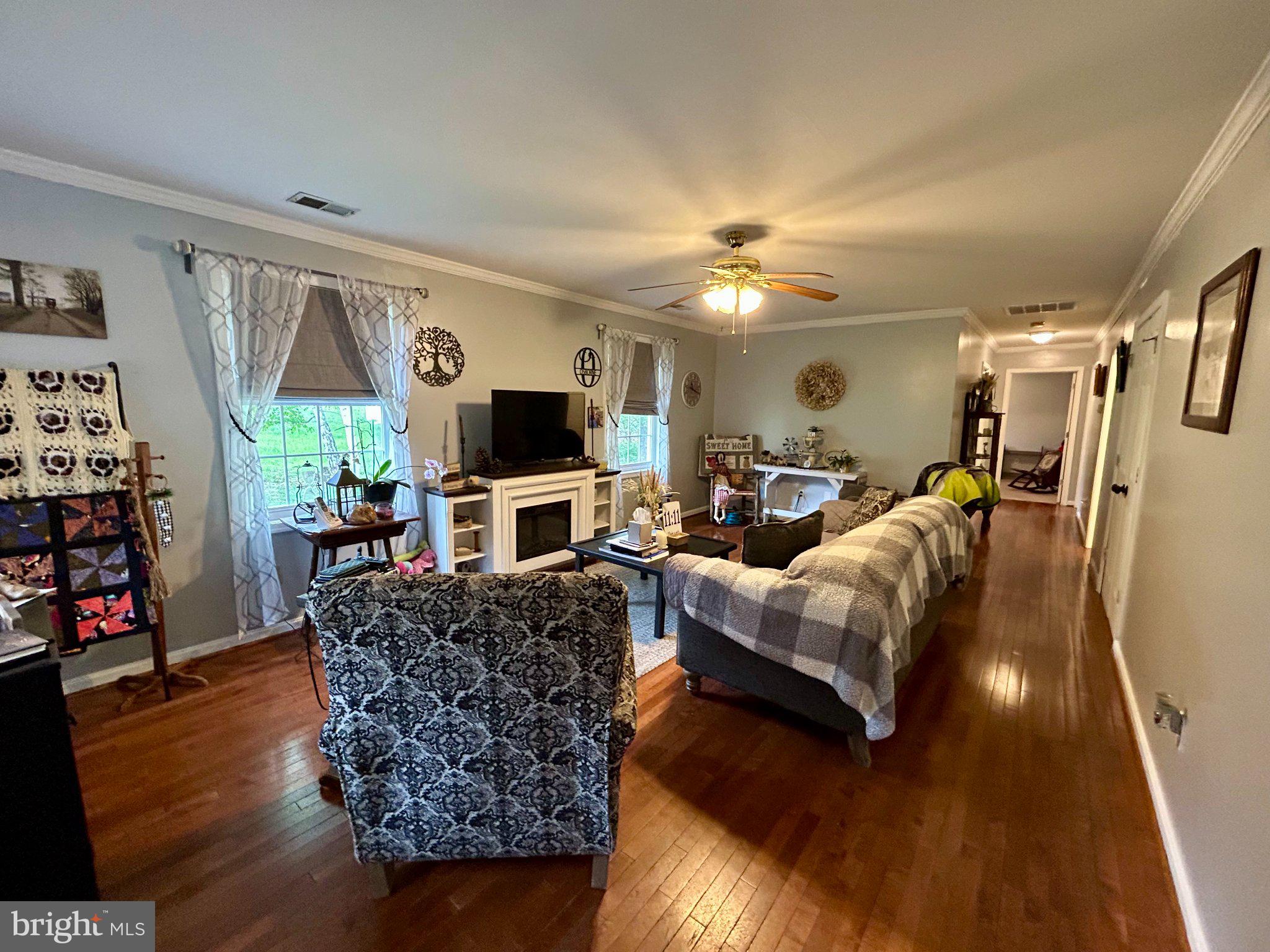 WARDEN ACRES - Residential